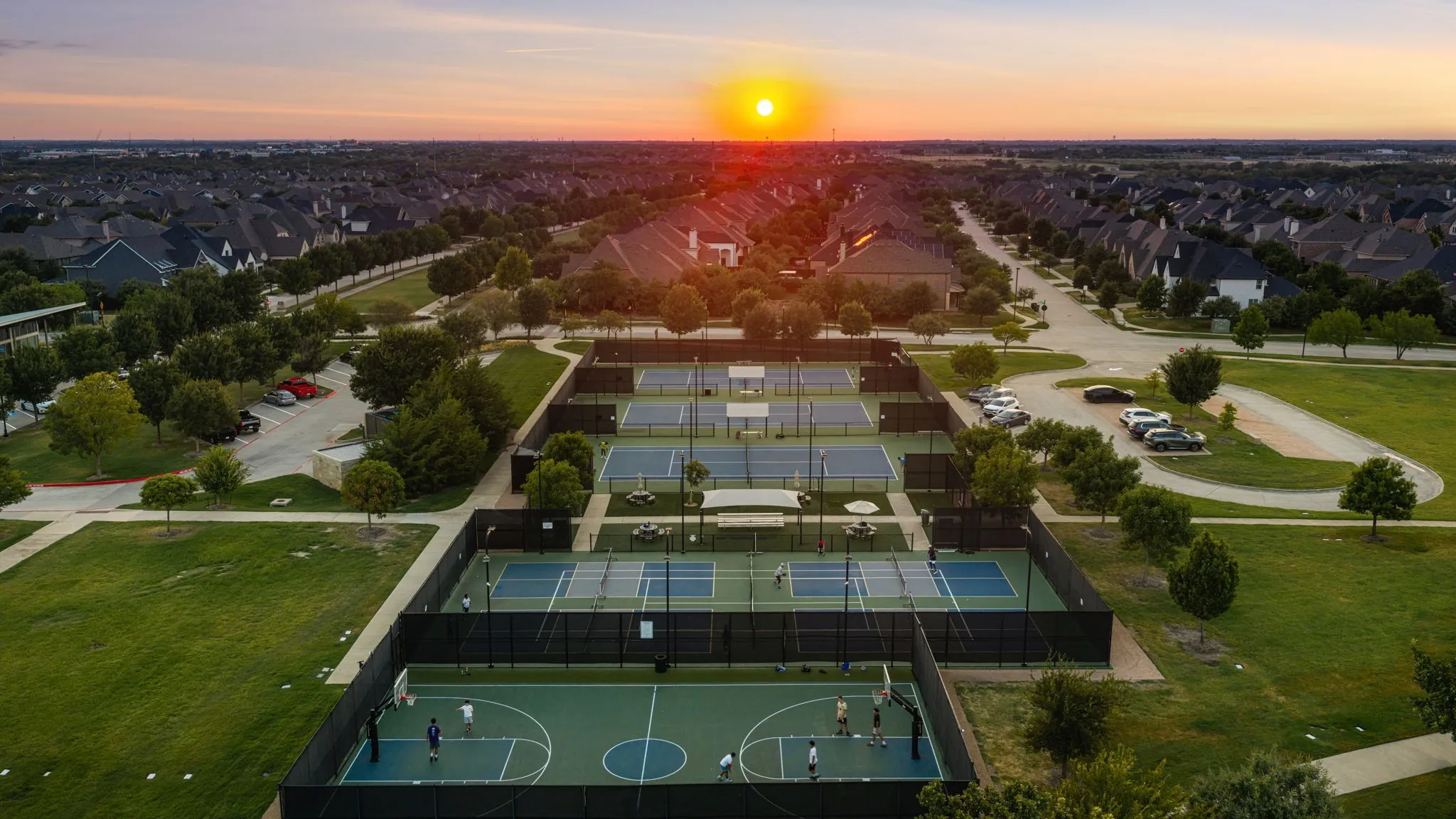Single Family Residence For Sale in Denton County , 4160 Lavina Lane, Prosper, Texas 75078, 5 Bedroom, 5 Bathroom, 2 Garage spaces, 4,185 Sqft, built in 2024, mls#21378193, Real Estate Agent in Prosper, Homes For Sale in Denton county, Homes For Sale in Prosper, Realtor in Prosper Texas, Real Estate Brokerage Independent Realty Texas, Luminita Cordes Realtor
