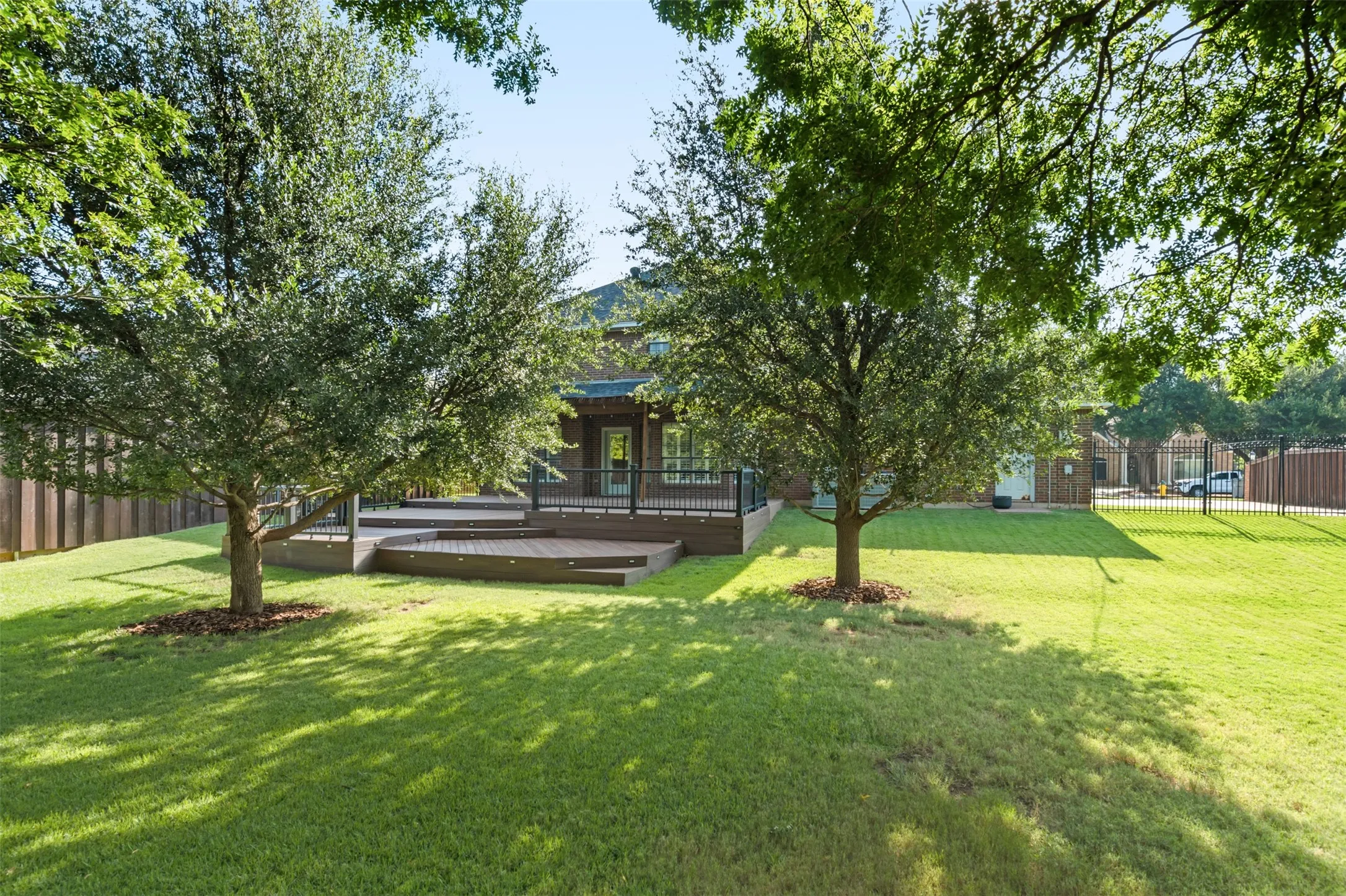 Single Family Residence For Sale in Wichita County , 4316 Grants Glen, Wichita Falls, Texas 76309, 3 Bedroom, 3 Bathroom, 2 Garage spaces, 2,460 Sqft, built in 1990, mls#21378768, Real Estate Agent in Wichita Falls, Homes For Sale in Wichita county, Homes For Sale in Wichita Falls, Realtor in Wichita Falls Texas, Real Estate Brokerage Independent Realty Texas, Luminita Cordes Realtor