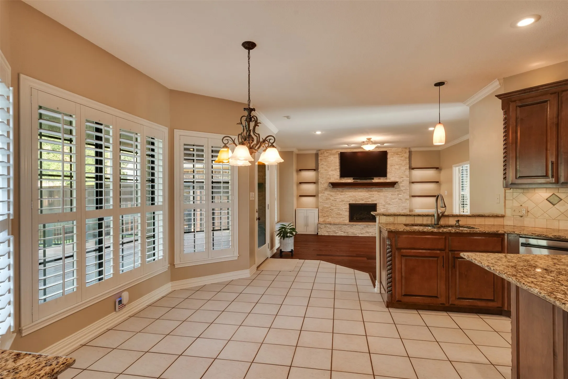 Single Family Residence For Sale in Wichita County , 4316 Grants Glen, Wichita Falls, Texas 76309, 3 Bedroom, 3 Bathroom, 2 Garage spaces, 2,460 Sqft, built in 1990, mls#21378768, Real Estate Agent in Wichita Falls, Homes For Sale in Wichita county, Homes For Sale in Wichita Falls, Realtor in Wichita Falls Texas, Real Estate Brokerage Independent Realty Texas, Luminita Cordes Realtor