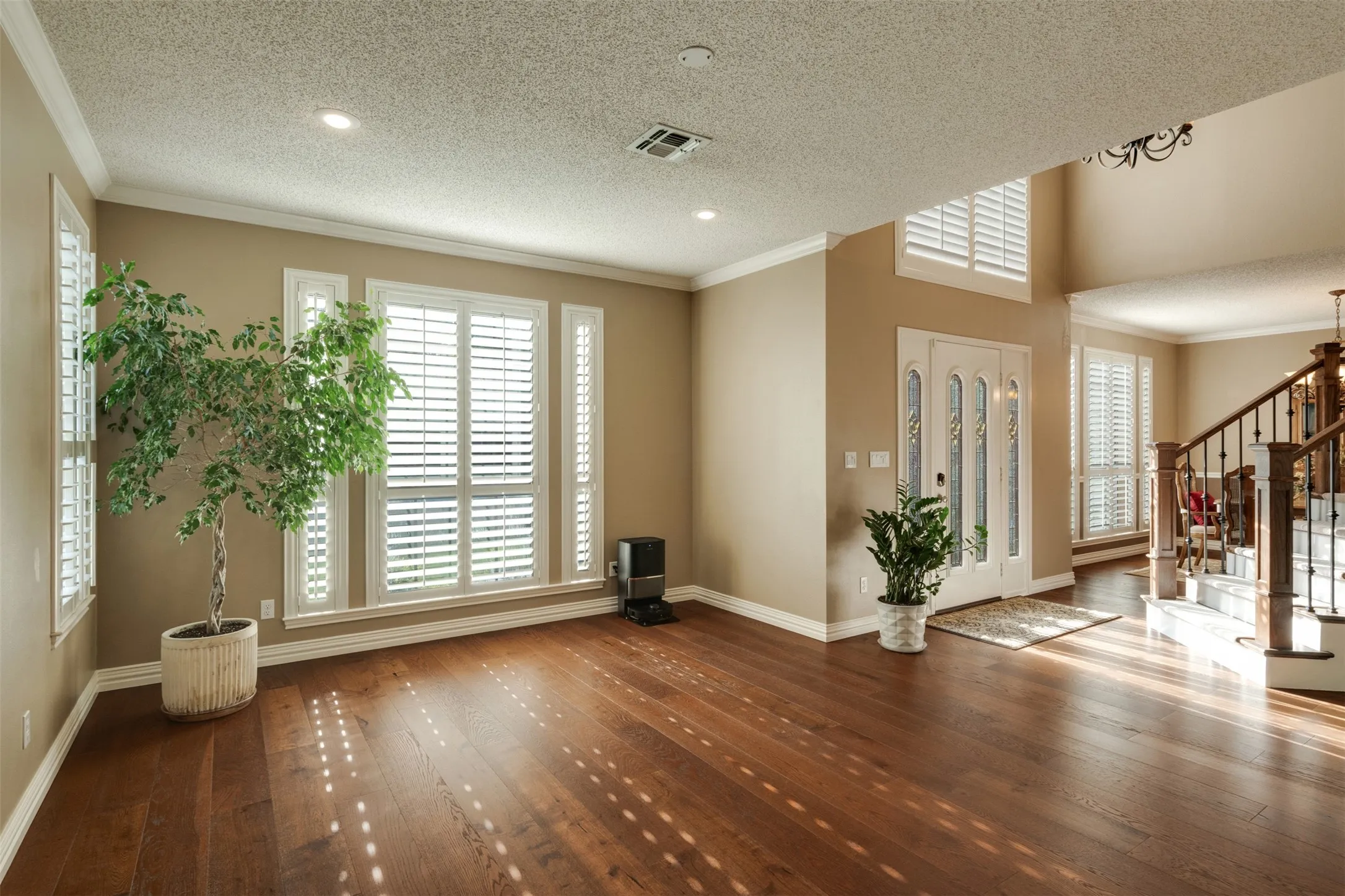 Single Family Residence For Sale in Wichita County , 4316 Grants Glen, Wichita Falls, Texas 76309, 3 Bedroom, 3 Bathroom, 2 Garage spaces, 2,460 Sqft, built in 1990, mls#21378768, Real Estate Agent in Wichita Falls, Homes For Sale in Wichita county, Homes For Sale in Wichita Falls, Realtor in Wichita Falls Texas, Real Estate Brokerage Independent Realty Texas, Luminita Cordes Realtor