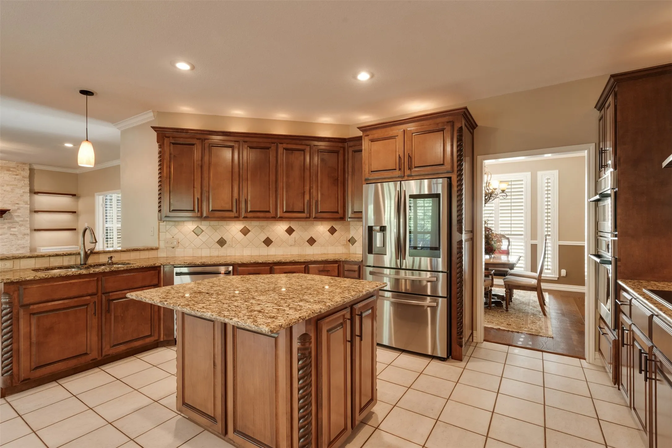 Single Family Residence For Sale in Wichita County , 4316 Grants Glen, Wichita Falls, Texas 76309, 3 Bedroom, 3 Bathroom, 2 Garage spaces, 2,460 Sqft, built in 1990, mls#21378768, Real Estate Agent in Wichita Falls, Homes For Sale in Wichita county, Homes For Sale in Wichita Falls, Realtor in Wichita Falls Texas, Real Estate Brokerage Independent Realty Texas, Luminita Cordes Realtor