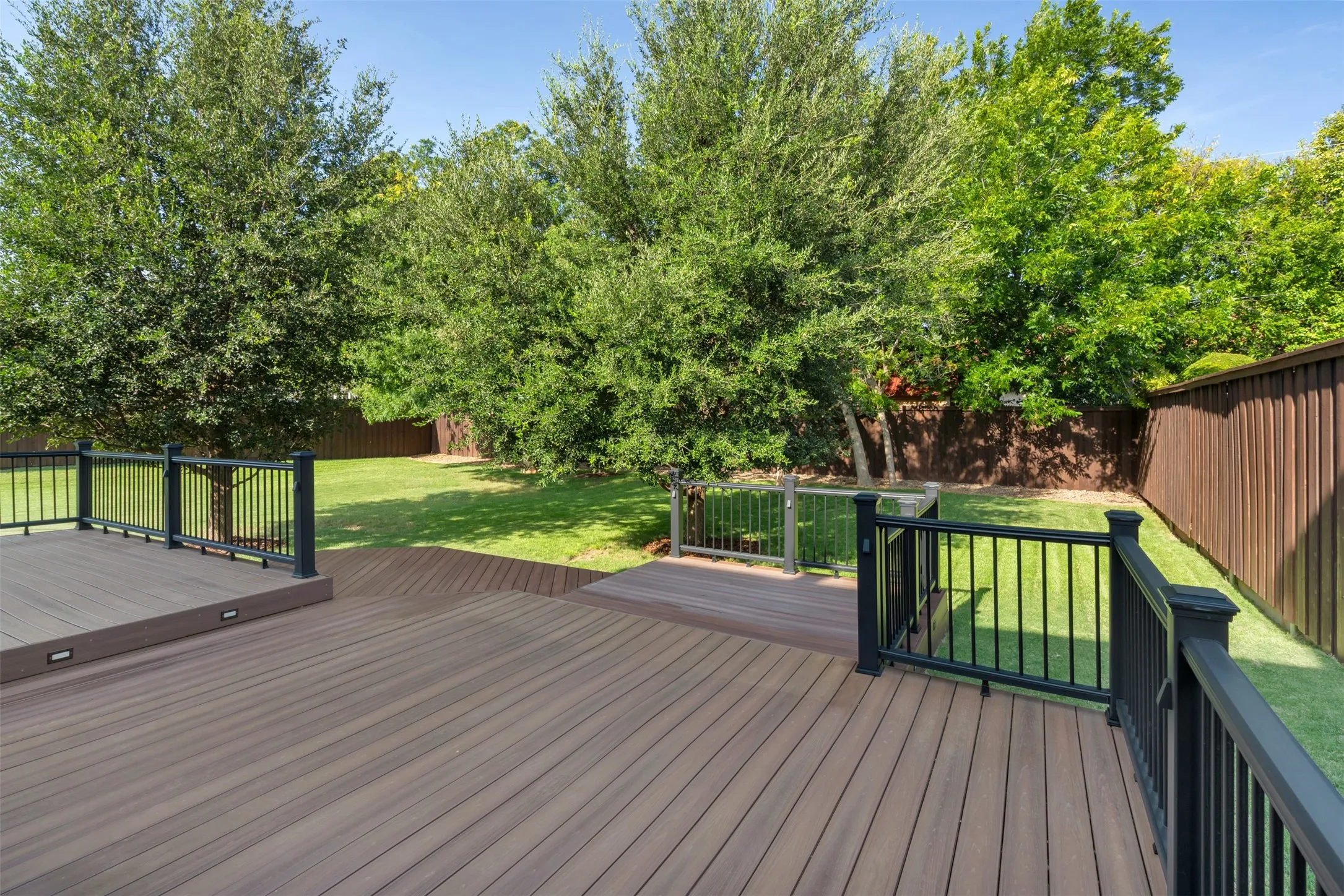 Single Family Residence For Sale in Wichita County , 4316 Grants Glen, Wichita Falls, Texas 76309, 3 Bedroom, 3 Bathroom, 2 Garage spaces, 2,460 Sqft, built in 1990, mls#21378768, Real Estate Agent in Wichita Falls, Homes For Sale in Wichita county, Homes For Sale in Wichita Falls, Realtor in Wichita Falls Texas, Real Estate Brokerage Independent Realty Texas, Luminita Cordes Realtor