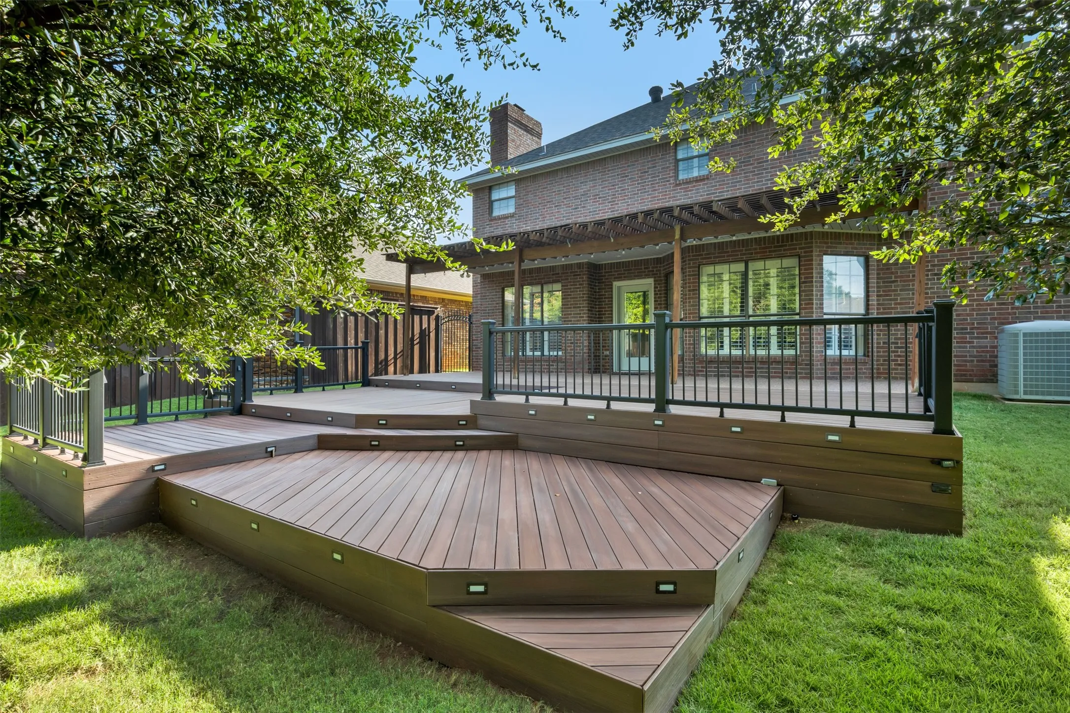 Single Family Residence For Sale in Wichita County , 4316 Grants Glen, Wichita Falls, Texas 76309, 3 Bedroom, 3 Bathroom, 2 Garage spaces, 2,460 Sqft, built in 1990, mls#21378768, Real Estate Agent in Wichita Falls, Homes For Sale in Wichita county, Homes For Sale in Wichita Falls, Realtor in Wichita Falls Texas, Real Estate Brokerage Independent Realty Texas, Luminita Cordes Realtor