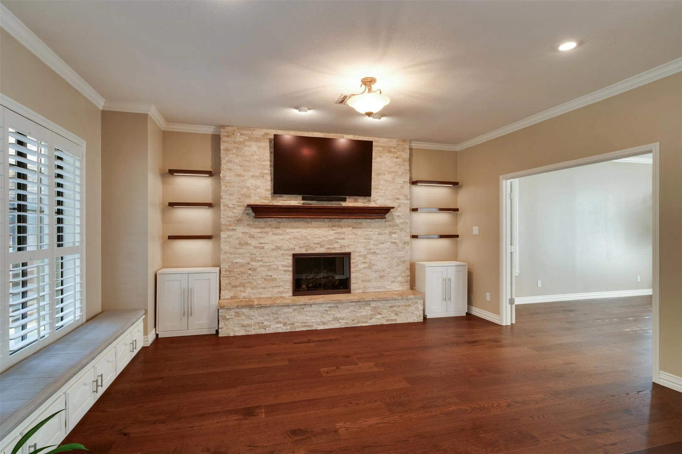 Single Family Residence For Sale in Wichita County , 4316 Grants Glen, Wichita Falls, Texas 76309, 3 Bedroom, 3 Bathroom, 2 Garage spaces, 2,460 Sqft, built in 1990, mls#21378768, Real Estate Agent in Wichita Falls, Homes For Sale in Wichita county, Homes For Sale in Wichita Falls, Realtor in Wichita Falls Texas, Real Estate Brokerage Independent Realty Texas, Luminita Cordes Realtor