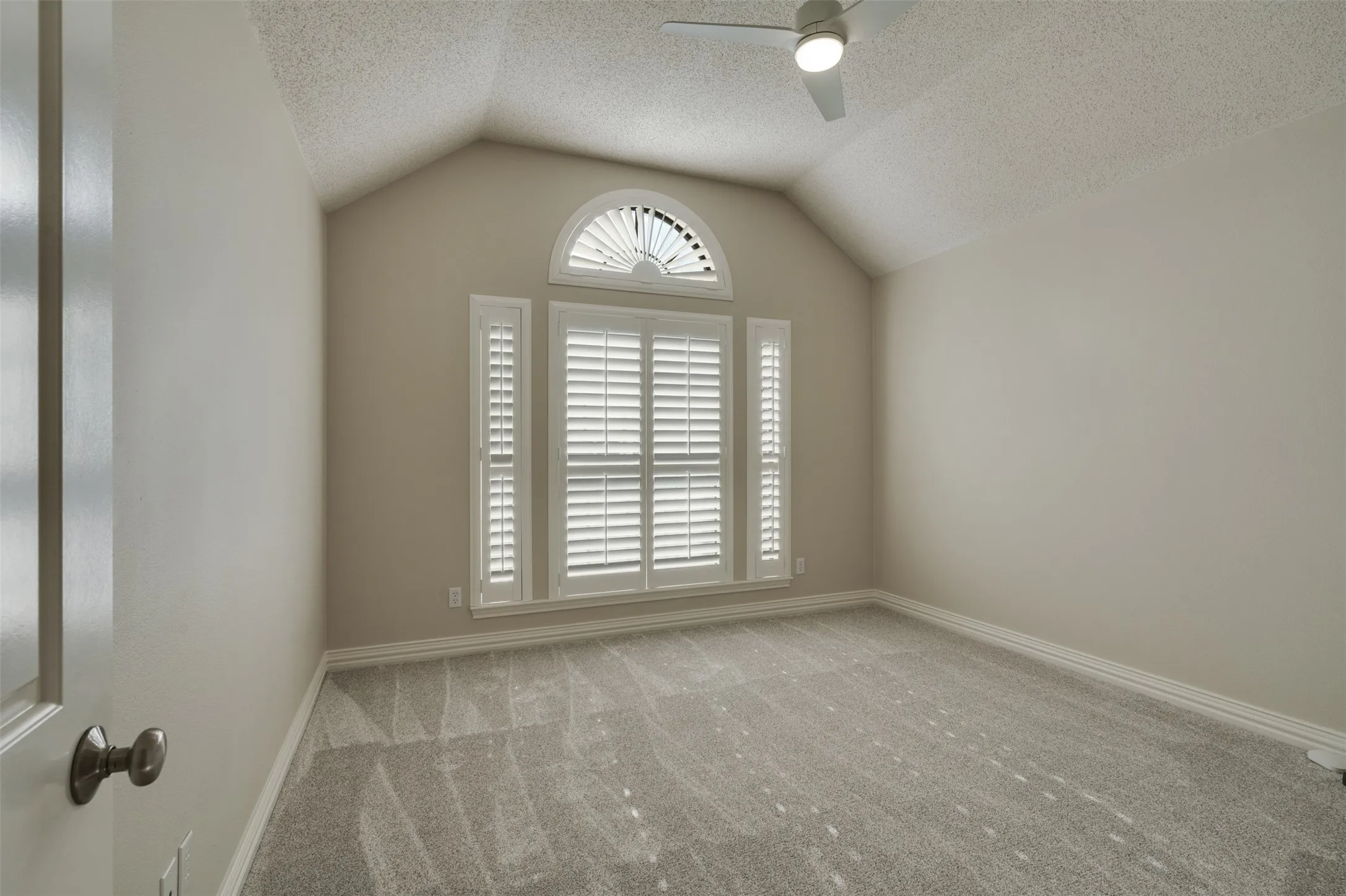 Single Family Residence For Sale in Wichita County , 4316 Grants Glen, Wichita Falls, Texas 76309, 3 Bedroom, 3 Bathroom, 2 Garage spaces, 2,460 Sqft, built in 1990, mls#21378768, Real Estate Agent in Wichita Falls, Homes For Sale in Wichita county, Homes For Sale in Wichita Falls, Realtor in Wichita Falls Texas, Real Estate Brokerage Independent Realty Texas, Luminita Cordes Realtor