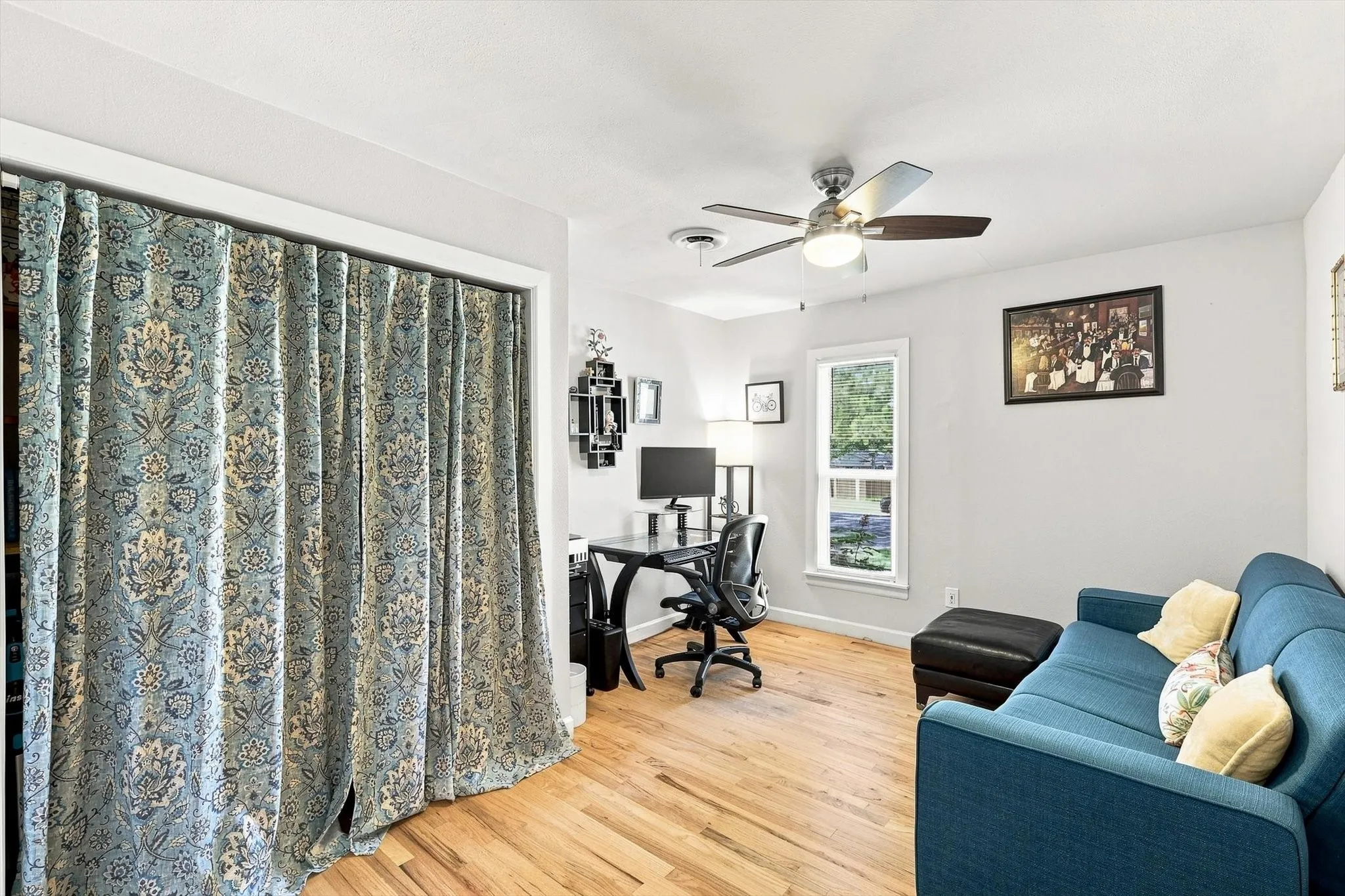 Secondary bedroom features a reach-in closet.