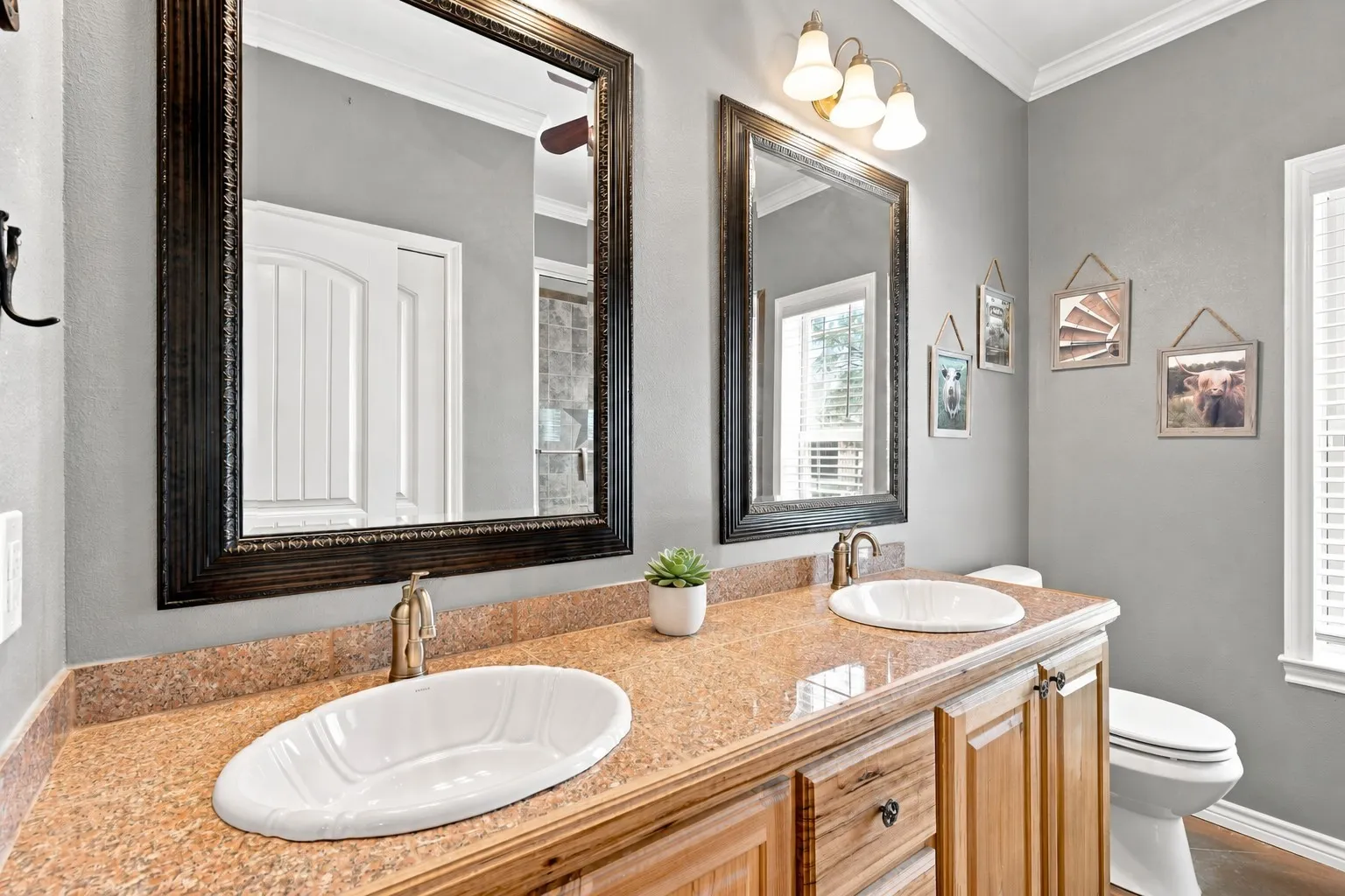 Farm For Sale in Hunt County , 2635 County Road 2168, Caddo Mills, Texas 75135, 3 Bedroom, 3 Bathroom, Garage spaces, 2,400 Sqft, built in 2009, mls#21378067, Real Estate Agent in Caddo Mills, Homes For Sale in Hunt county, Homes For Sale in Caddo Mills, Realtor in Caddo Mills Texas, Real Estate Brokerage Independent Realty Texas, Luminita Cordes Realtor
