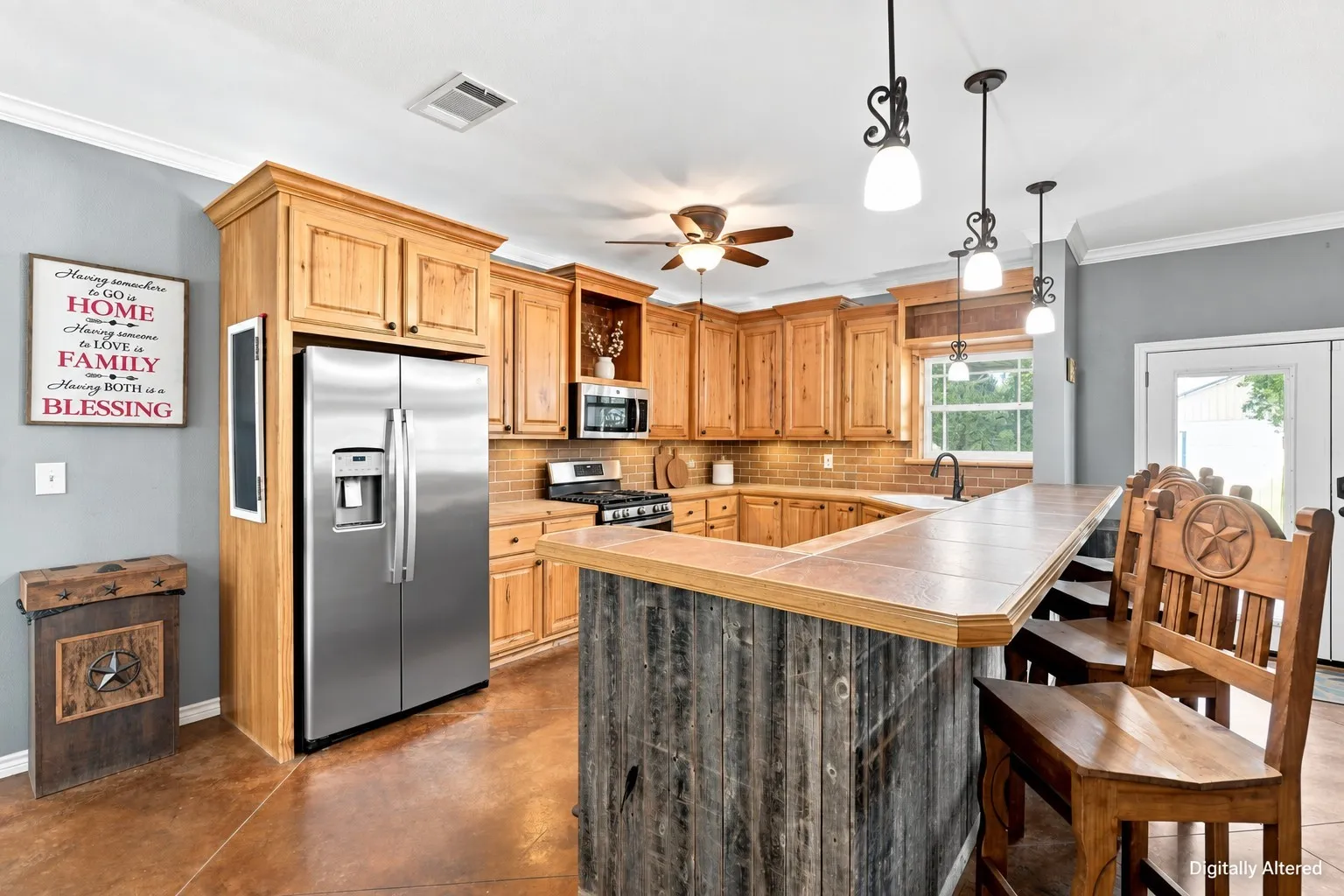 Farm For Sale in Hunt County , 2635 County Road 2168, Caddo Mills, Texas 75135, 3 Bedroom, 3 Bathroom, Garage spaces, 2,400 Sqft, built in 2009, mls#21378067, Real Estate Agent in Caddo Mills, Homes For Sale in Hunt county, Homes For Sale in Caddo Mills, Realtor in Caddo Mills Texas, Real Estate Brokerage Independent Realty Texas, Luminita Cordes Realtor