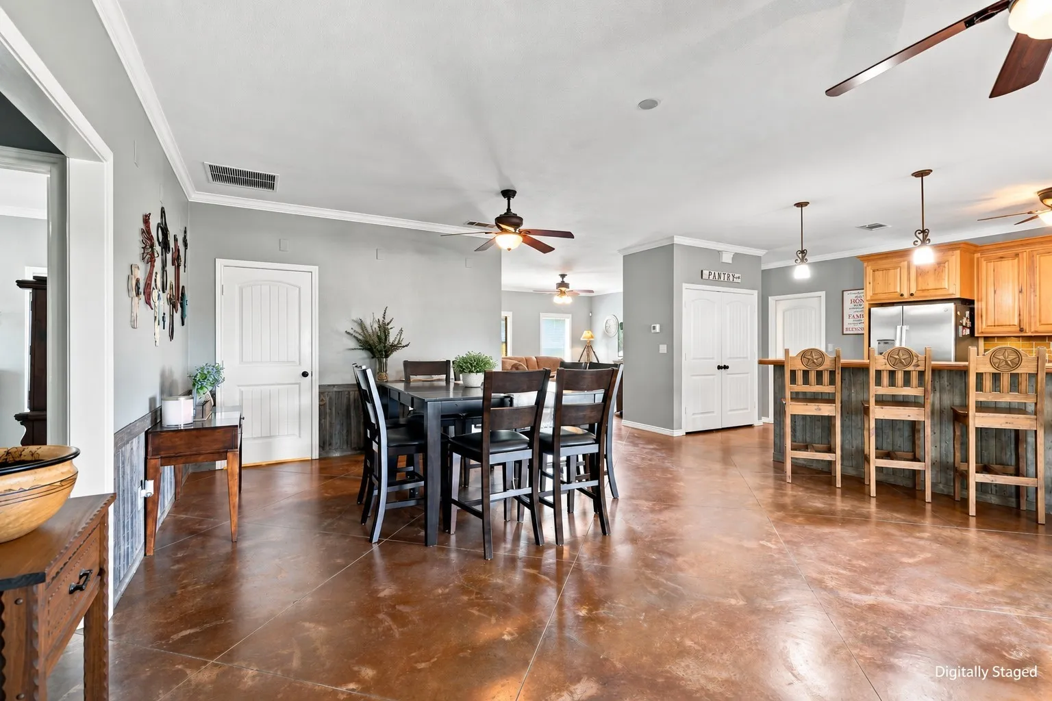Farm For Sale in Hunt County , 2635 County Road 2168, Caddo Mills, Texas 75135, 3 Bedroom, 3 Bathroom, Garage spaces, 2,400 Sqft, built in 2009, mls#21378067, Real Estate Agent in Caddo Mills, Homes For Sale in Hunt county, Homes For Sale in Caddo Mills, Realtor in Caddo Mills Texas, Real Estate Brokerage Independent Realty Texas, Luminita Cordes Realtor