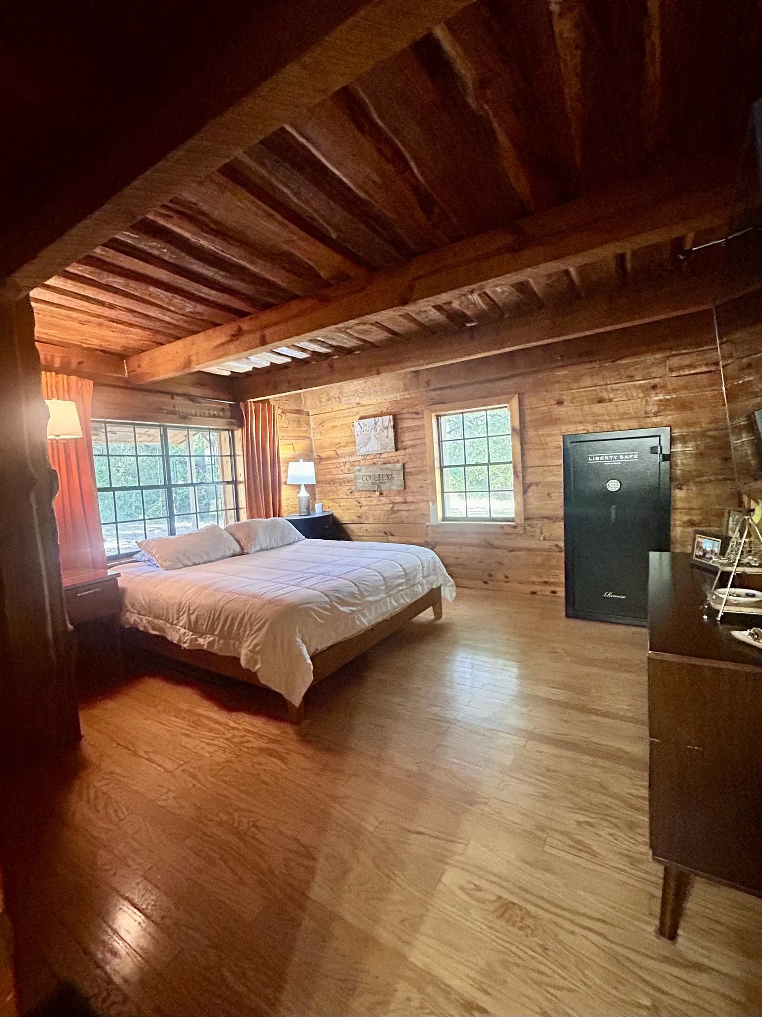 Single Family Residence For Sale in Brown County , 6151 County Road 334, Blanket, Texas 76432, 3 Bedroom, 2 Bathroom, Garage spaces, 2,610 Sqft, built in 1982, mls#21378947, Real Estate Agent in Blanket, Homes For Sale in Brown county, Homes For Sale in Blanket, Realtor in Blanket Texas, Real Estate Brokerage Independent Realty Texas, Luminita Cordes Realtor
