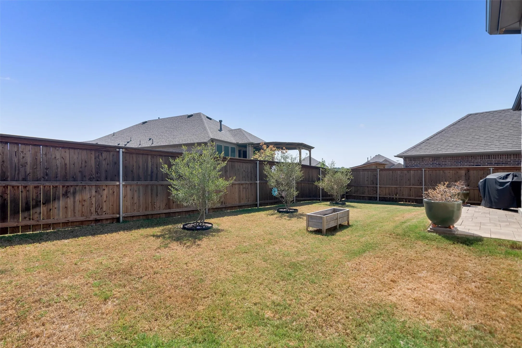 Single Family Residence For Sale in Grayson County , 3848 Iron Ore Drive, Denison, Texas 75020, 3 Bedroom, 2 Bathroom, 2 Garage spaces, 1,906 Sqft, built in 2020, mls#21376347, Real Estate Agent in Denison, Homes For Sale in Grayson county, Homes For Sale in Denison, Realtor in Denison Texas, Real Estate Brokerage Independent Realty Texas, Luminita Cordes Realtor