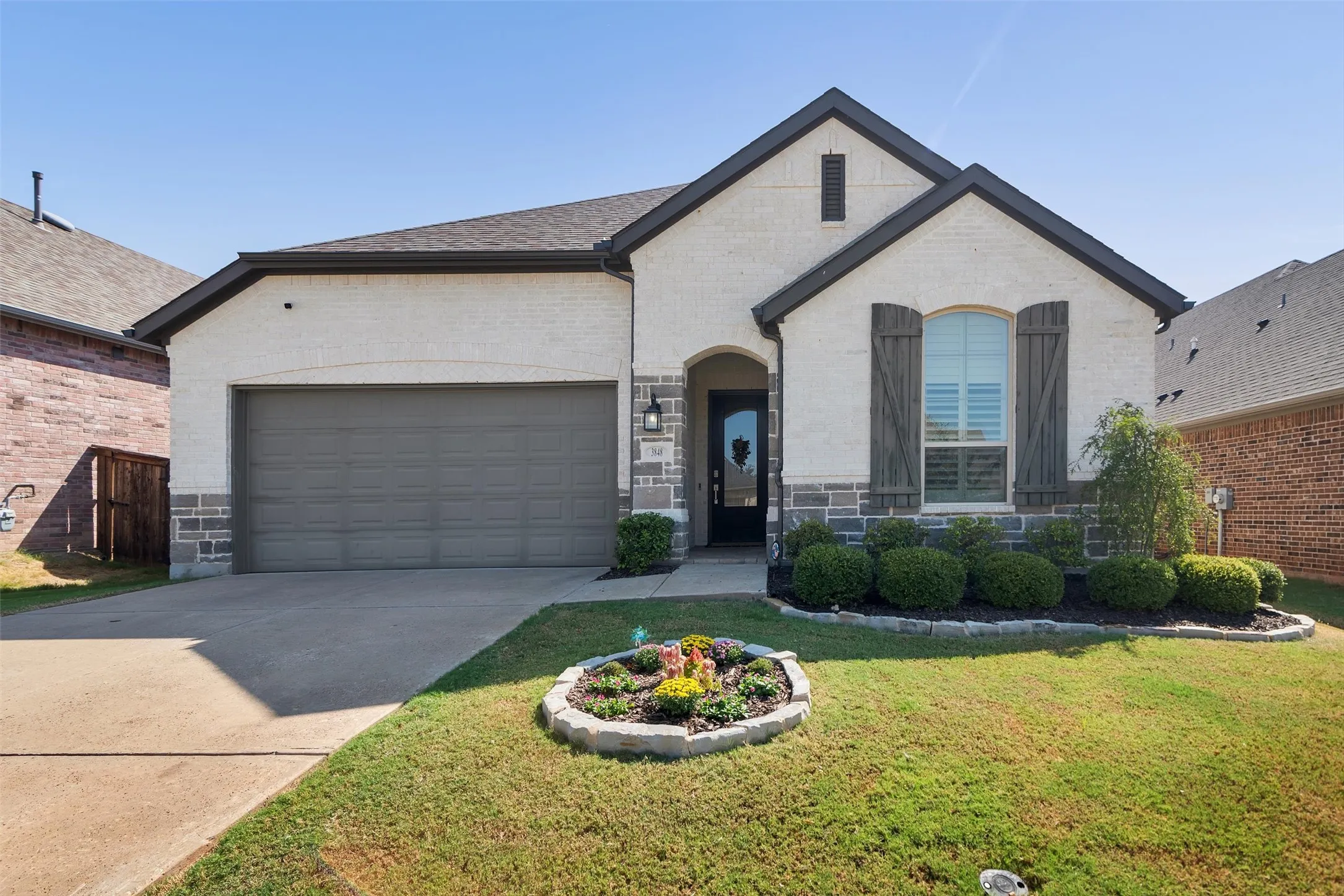Single Family Residence For Sale in Grayson County , 3848 Iron Ore Drive, Denison, Texas 75020, 3 Bedroom, 2 Bathroom, 2 Garage spaces, 1,906 Sqft, built in 2020, mls#21376347, Real Estate Agent in Denison, Homes For Sale in Grayson county, Homes For Sale in Denison, Realtor in Denison Texas, Real Estate Brokerage Independent Realty Texas, Luminita Cordes Realtor