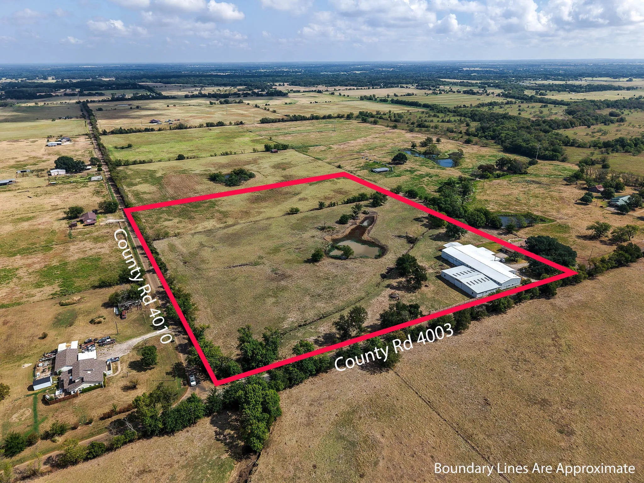 Farm For Sale in Kaufman County , 15019 Cr-4003, Mabank, Texas 75147, 2 Bedroom, 2 Bathroom, 2 Garage spaces, 2,332 Sqft, built in 1976, mls#21375305, Real Estate Agent in Mabank, Homes For Sale in Kaufman county, Homes For Sale in Mabank, Realtor in Mabank Texas, Real Estate Brokerage Independent Realty Texas, Luminita Cordes Realtor