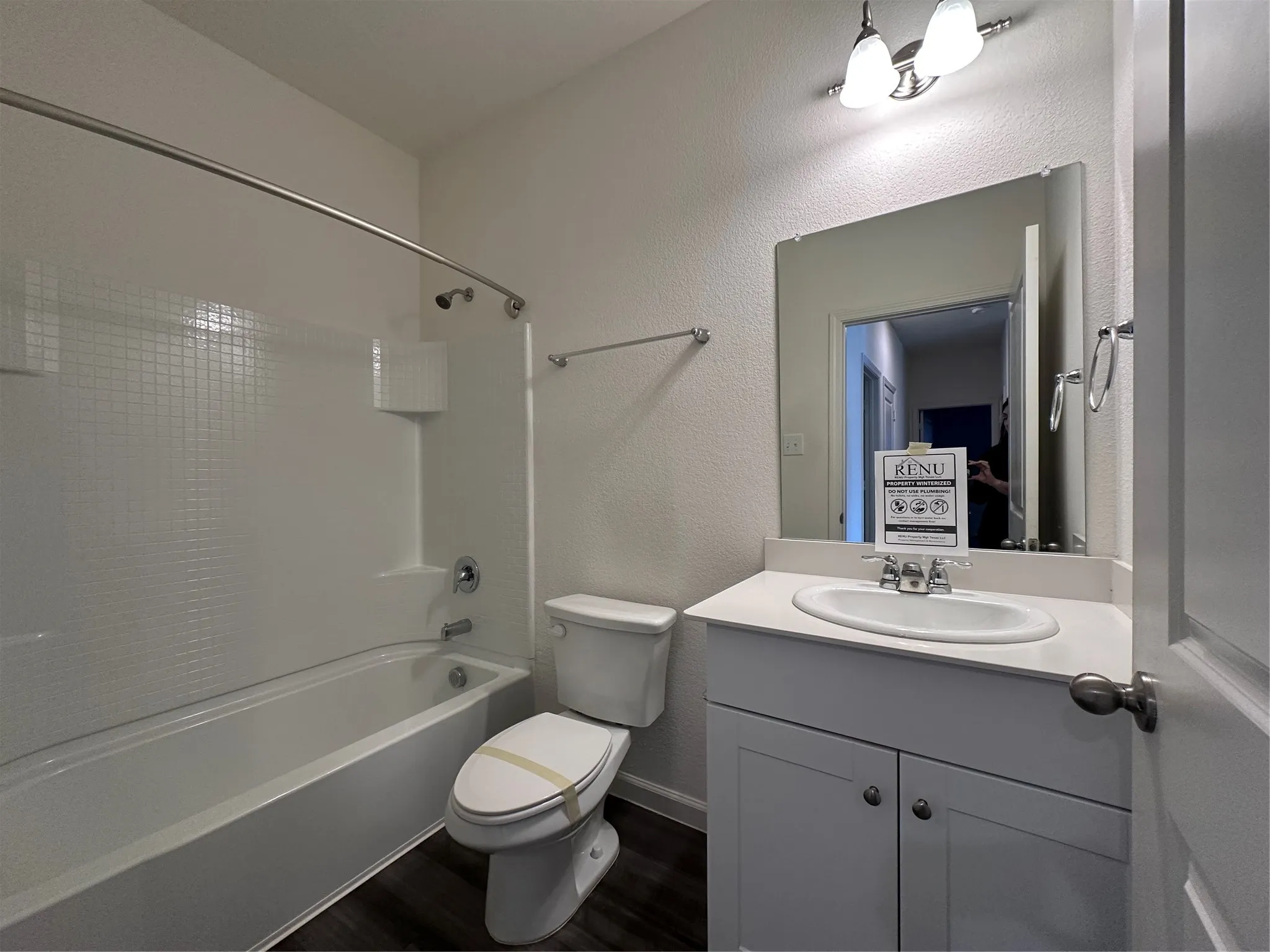 Single Family Residence For Sale in Tarrant County , 1617 Braeburn Lane, Fort Worth, Texas 76052, 3 Bedroom, 2 Bathroom, Garage spaces, 1,484 Sqft, built in 2021, mls#21377495, Real Estate Agent in Fort Worth, Homes For Sale in Tarrant county, Homes For Sale in Fort Worth, Realtor in Fort Worth Texas, Real Estate Brokerage Independent Realty Texas, Luminita Cordes Realtor