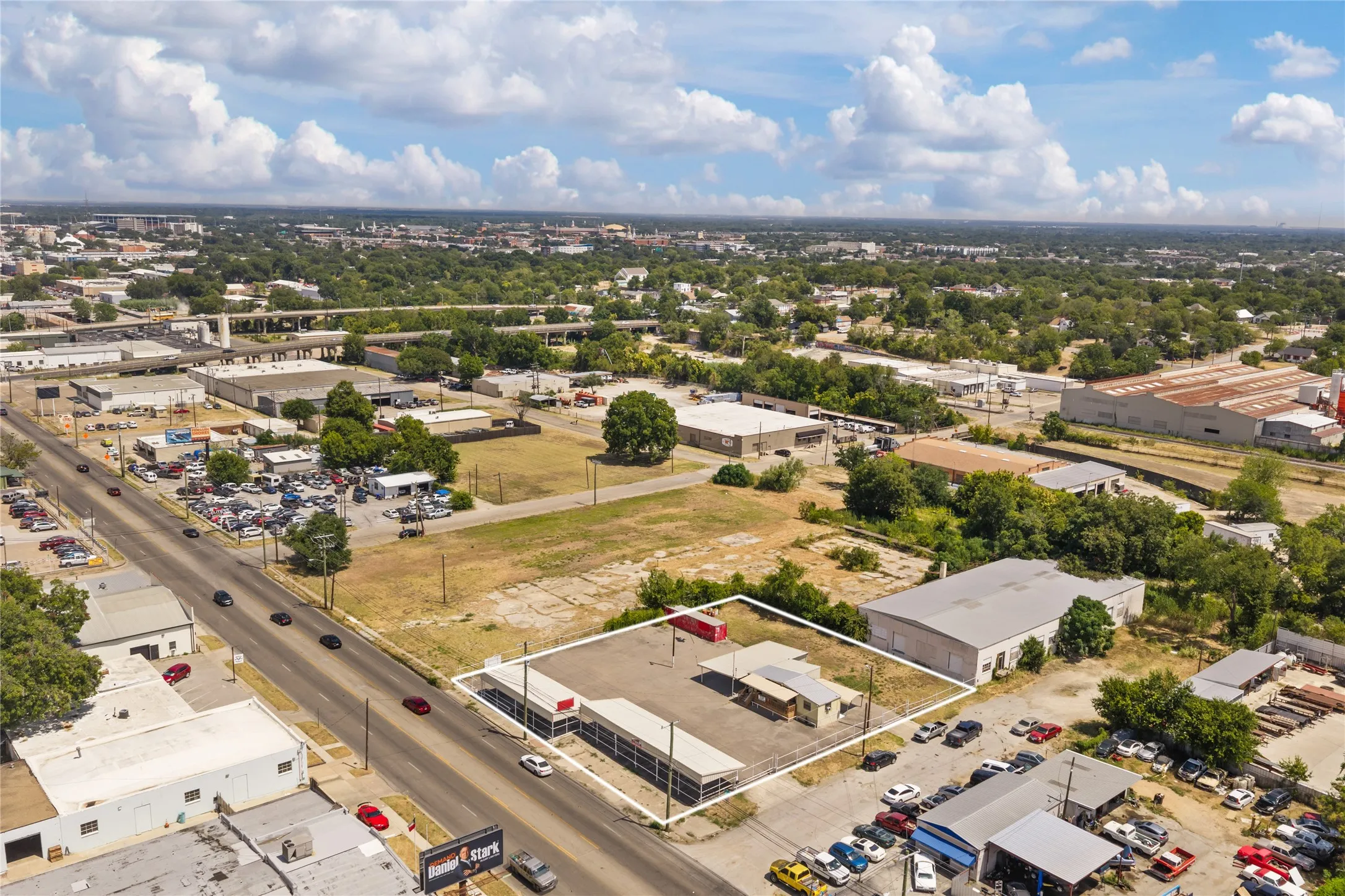 Business For Sale in Mc Lennan County , 2020 Franklin Avenue, Waco, Texas 76701, 0, 0, Garage spaces, 0 Sqft, built in 2024, mls#21377646, Real Estate Agent in Waco, Homes For Sale in Mc Lennan county, Homes For Sale in Waco, Realtor in Waco Texas, Real Estate Brokerage Independent Realty Texas, Luminita Cordes Realtor