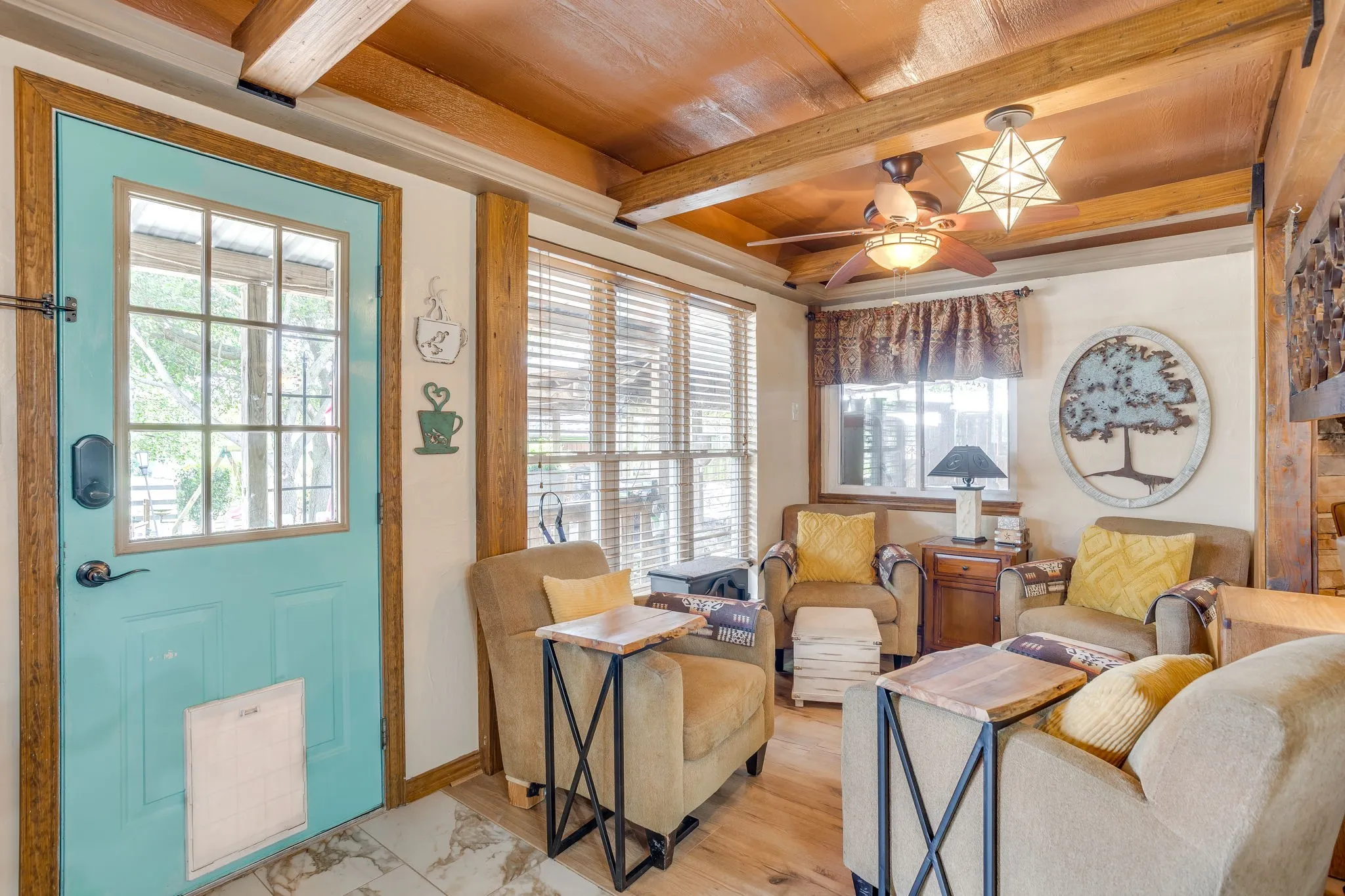 Single Family Residence For Sale in Johnson County , 3914 Redbird Lane, Joshua, Texas 76058, 5 Bedroom, 4 Bathroom, 2 Garage spaces, 3,292 Sqft, built in 1997, mls#21371841, Real Estate Agent in Joshua, Homes For Sale in Johnson county, Homes For Sale in Joshua, Realtor in Joshua Texas, Real Estate Brokerage Independent Realty Texas, Luminita Cordes Realtor