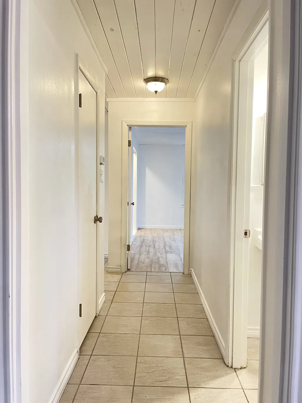 Single Family Residence For Sale in Henderson County , 612 Valle Vista Drive, Athens, Texas 75751, 3 Bedroom, 2 Bathroom, Garage spaces, 1,252 Sqft, built in 1959, mls#21378810, Real Estate Agent in Athens, Homes For Sale in Henderson county, Homes For Sale in Athens, Realtor in Athens Texas, Real Estate Brokerage Independent Realty Texas, Luminita Cordes Realtor