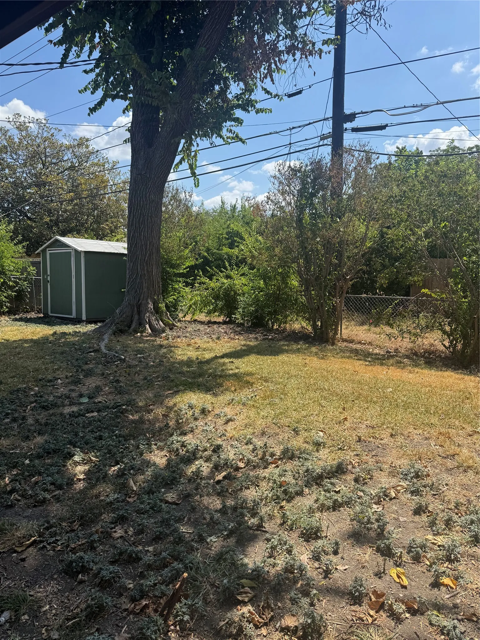 Single Family Residence For Rent in Dallas County , 1518 Carroll Drive, Garland, Texas 75041, 3 Bedroom, 2 Bathroom, 2 Garage spaces, 1,859 Sqft, built in 1968, mls#21378797, Real Estate Agent in Garland, Homes For Rent in Dallas county, Homes For Rent in Garland, Realtor in Garland Texas, Real Estate Brokerage Independent Realty Texas, Luminita Cordes Realtor