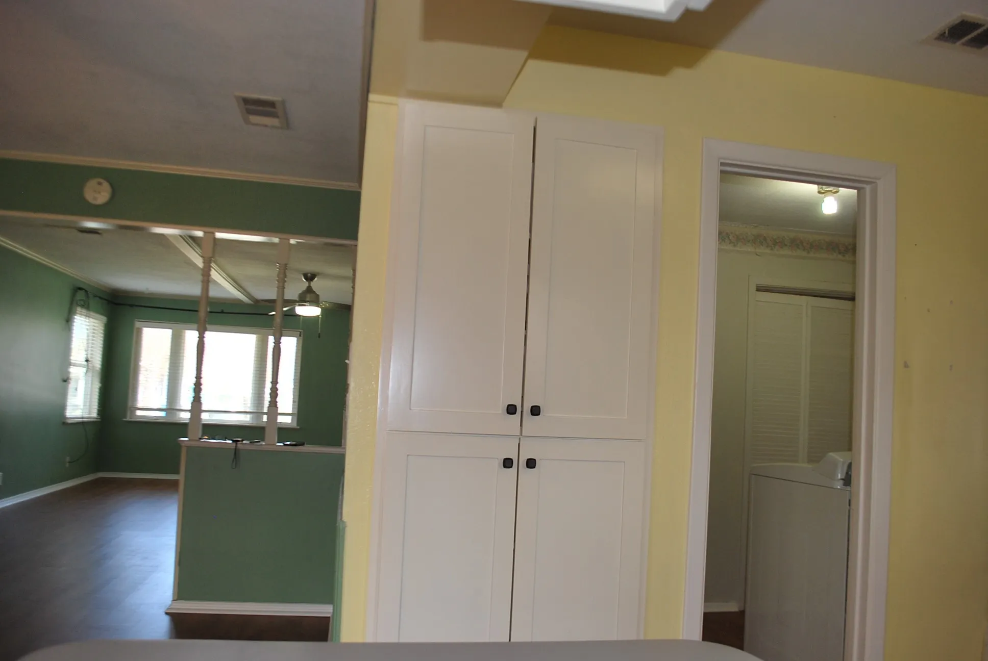 Single Family Residence For Rent in Grayson County , 2604 W Johnson Street, Denison, Texas 75020, 2 Bedroom, 2 Bathroom, Garage spaces, 1,411 Sqft, built in 1959, mls#21378975, Real Estate Agent in Denison, Homes For Rent in Grayson county, Homes For Rent in Denison, Realtor in Denison Texas, Real Estate Brokerage Independent Realty Texas, Luminita Cordes Realtor