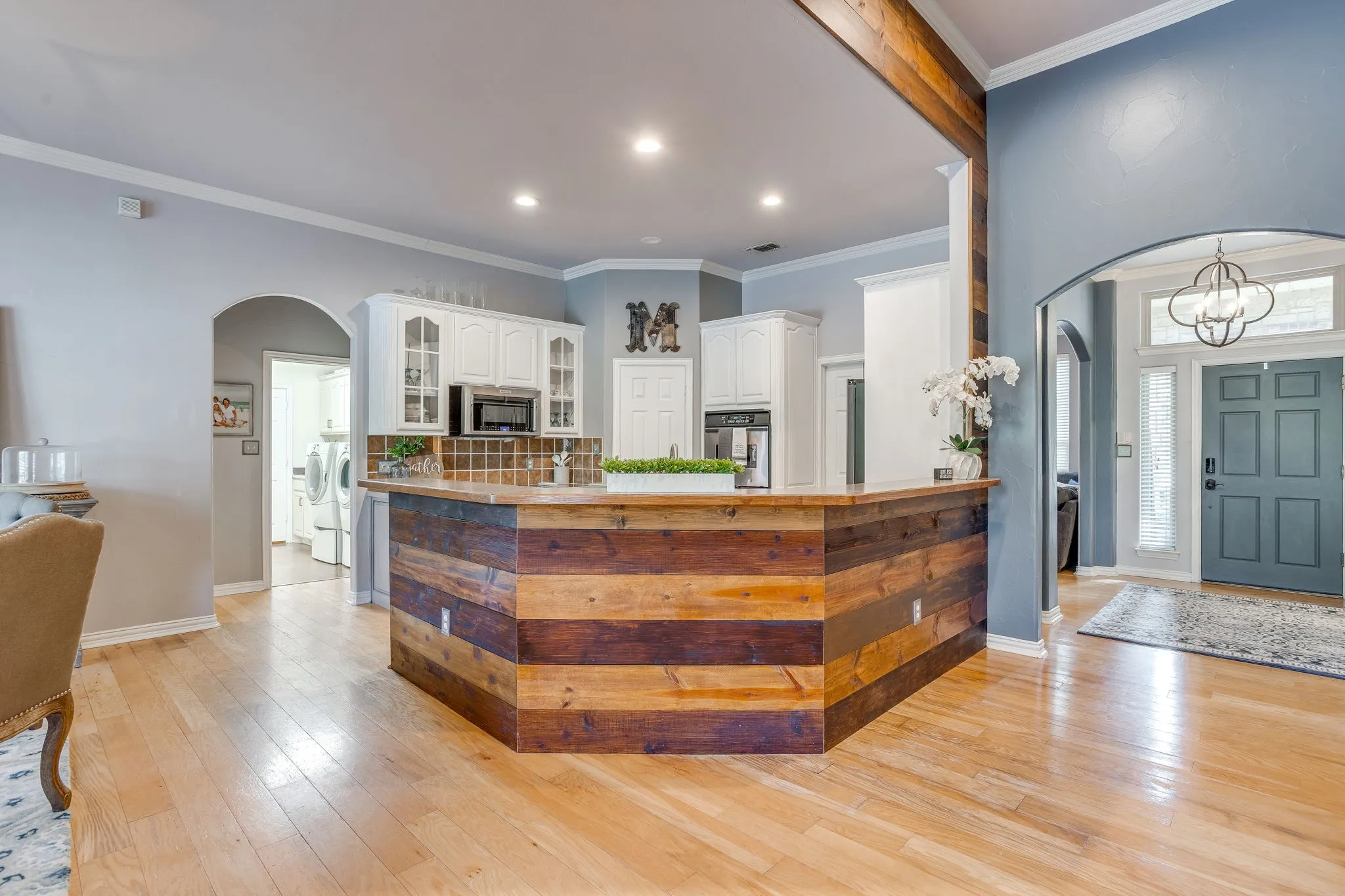 Open concept floor plan
