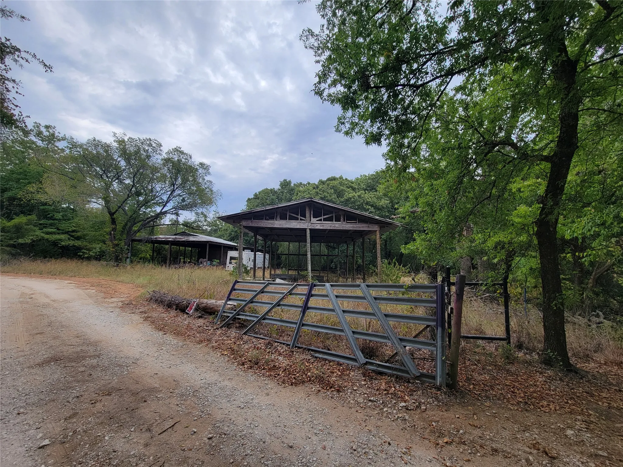 Unimproved Land For Sale in Hill County , 1226 Hcr 1425, Covington, Texas 76636, 0, 0, Garage spaces, 0 Sqft, built in 0, mls#21378983, Real Estate Agent in Covington, Homes For Sale in Hill county, Homes For Sale in Covington, Realtor in Covington Texas, Real Estate Brokerage Independent Realty Texas, Luminita Cordes Realtor
