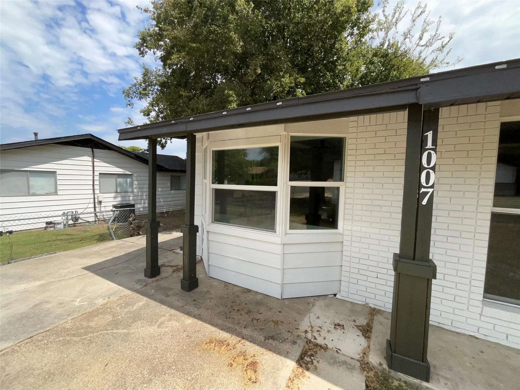 Single Family Residence For Sale in Coryell County , 1007 S 25th Street, Copperas Cove, Texas 76522, 4 Bedroom, 2 Bathroom, Garage spaces, 1,424 Sqft, built in 1976, mls#21297886, Real Estate Agent in Copperas Cove, Homes For Sale in Coryell county, Homes For Sale in Copperas Cove, Realtor in Copperas Cove Texas, Real Estate Brokerage Independent Realty Texas, Luminita Cordes Realtor