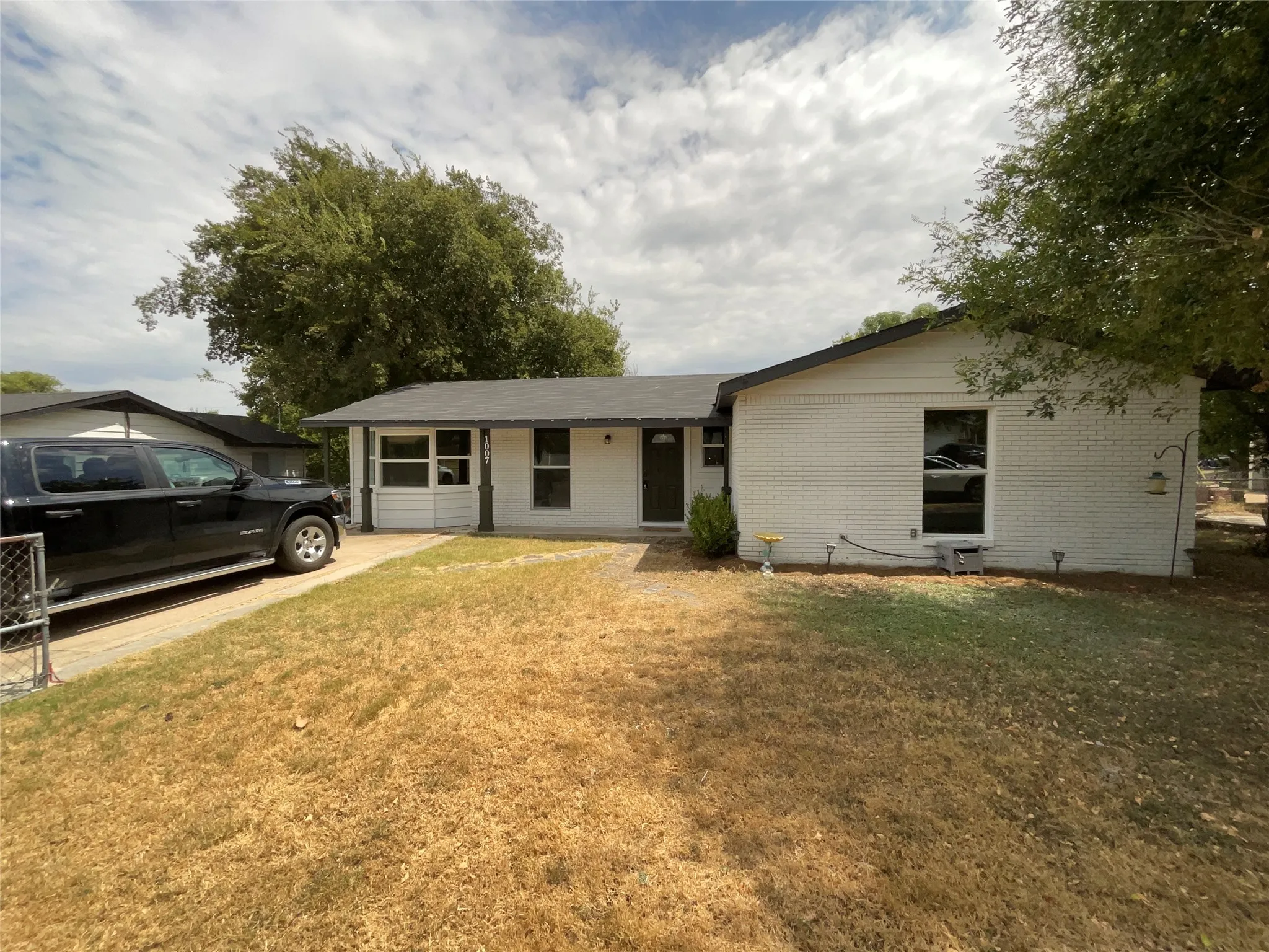 Single Family Residence For Sale in Coryell County , 1007 S 25th Street, Copperas Cove, Texas 76522, 4 Bedroom, 2 Bathroom, Garage spaces, 1,424 Sqft, built in 1976, mls#21297886, Real Estate Agent in Copperas Cove, Homes For Sale in Coryell county, Homes For Sale in Copperas Cove, Realtor in Copperas Cove Texas, Real Estate Brokerage Independent Realty Texas, Luminita Cordes Realtor