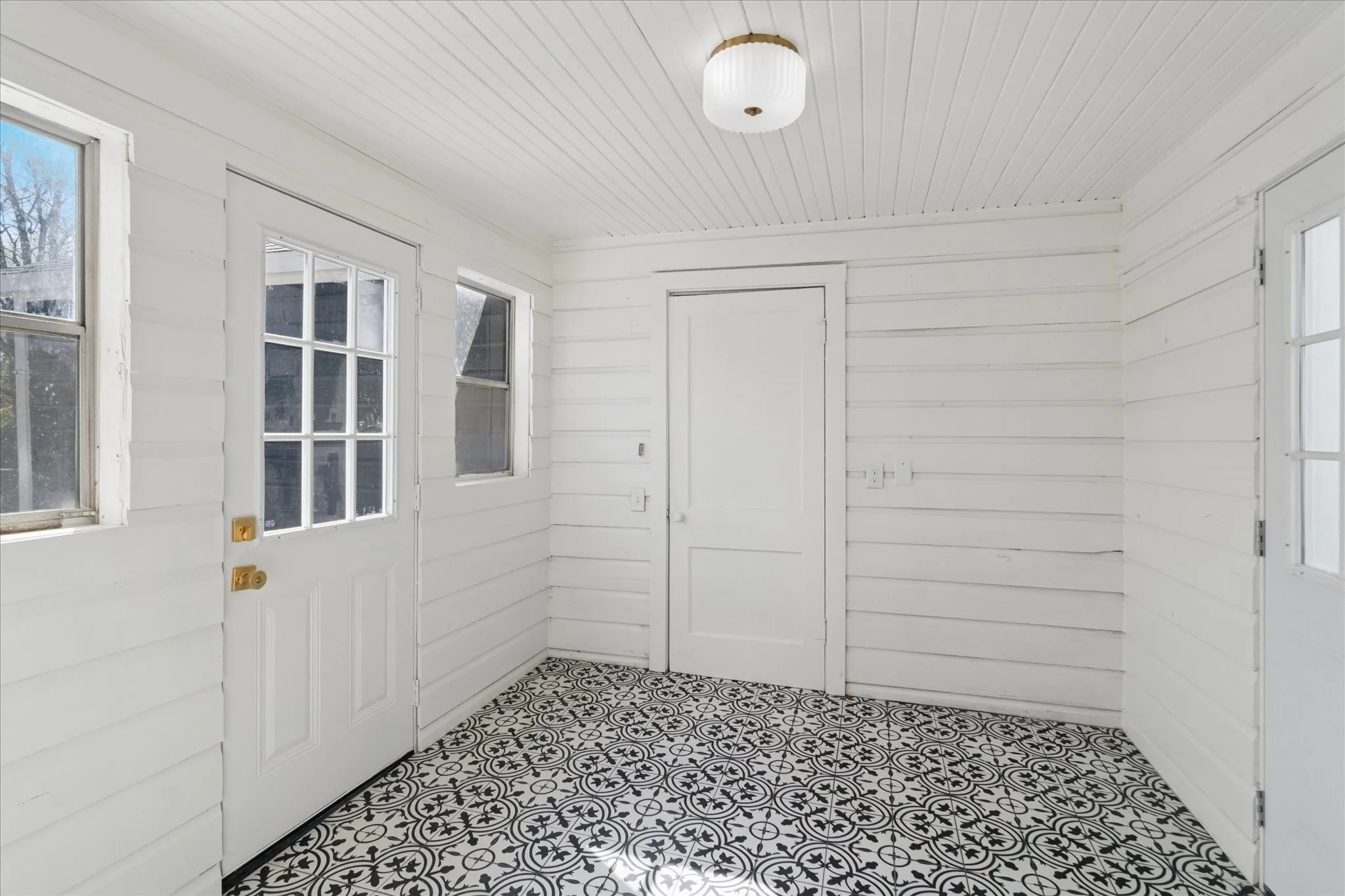 Single Family Residence For Rent in Collin County , 602 W Pecan Street, Celina, Texas 75009, 3 Bedroom, 1 Bathroom, 1 Garage spaces, 1,284 Sqft, built in 1950, mls#21378985, Real Estate Agent in Celina, Homes For Rent in Collin county, Homes For Rent in Celina, Realtor in Celina Texas, Real Estate Brokerage Independent Realty Texas, Luminita Cordes Realtor