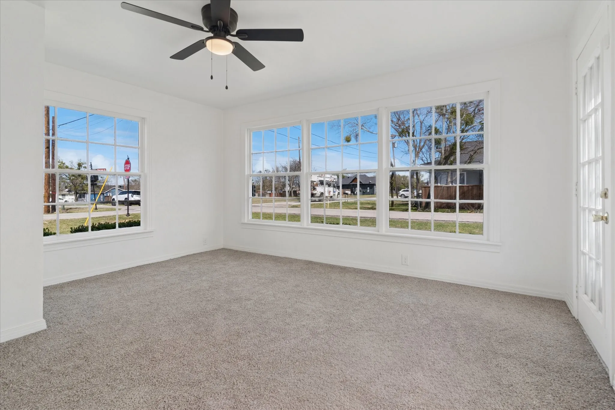 Single Family Residence For Rent in Collin County , 602 W Pecan Street, Celina, Texas 75009, 3 Bedroom, 1 Bathroom, 1 Garage spaces, 1,284 Sqft, built in 1950, mls#21378985, Real Estate Agent in Celina, Homes For Rent in Collin county, Homes For Rent in Celina, Realtor in Celina Texas, Real Estate Brokerage Independent Realty Texas, Luminita Cordes Realtor