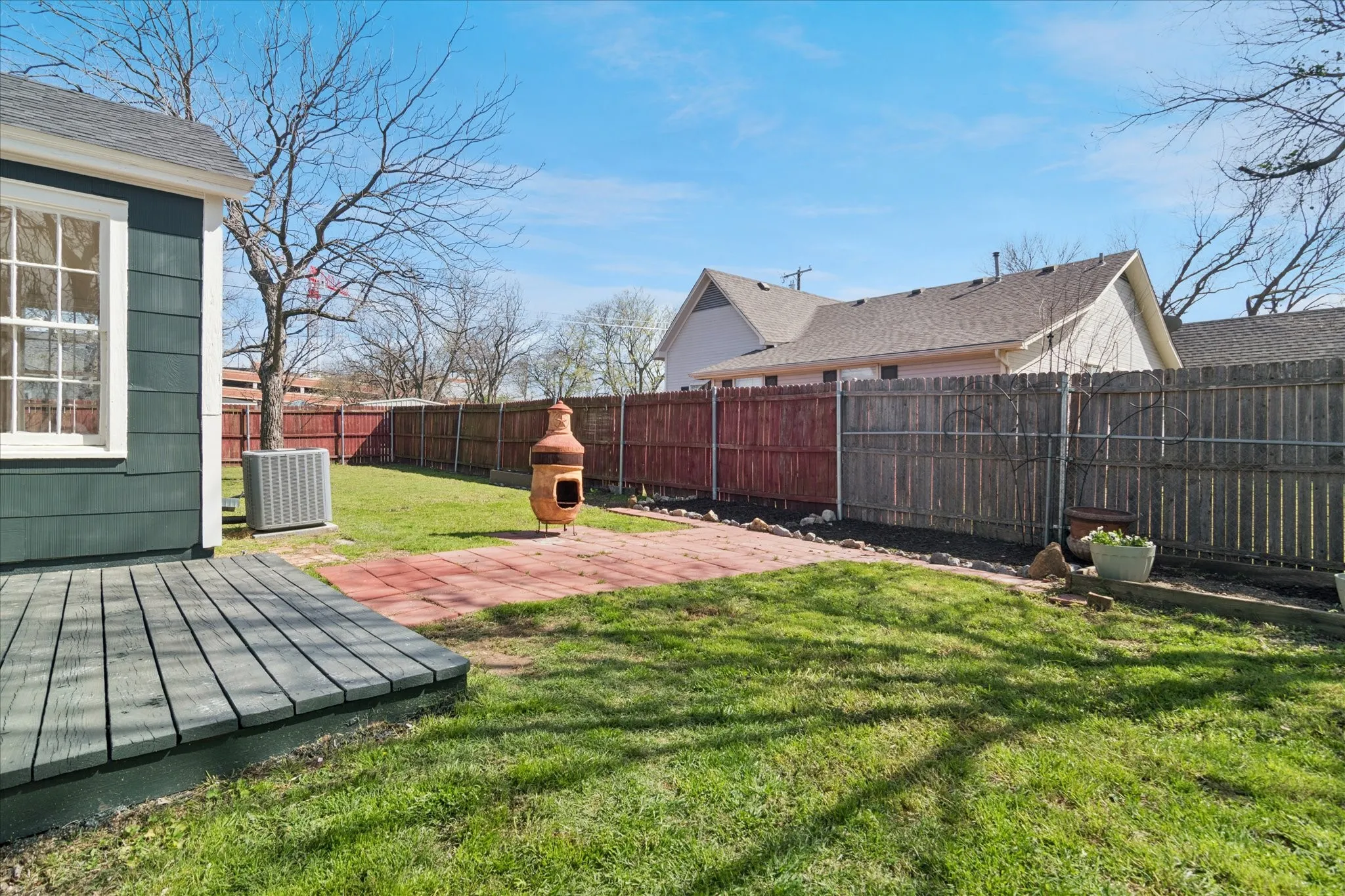 Single Family Residence For Rent in Collin County , 602 W Pecan Street, Celina, Texas 75009, 3 Bedroom, 1 Bathroom, 1 Garage spaces, 1,284 Sqft, built in 1950, mls#21378985, Real Estate Agent in Celina, Homes For Rent in Collin county, Homes For Rent in Celina, Realtor in Celina Texas, Real Estate Brokerage Independent Realty Texas, Luminita Cordes Realtor