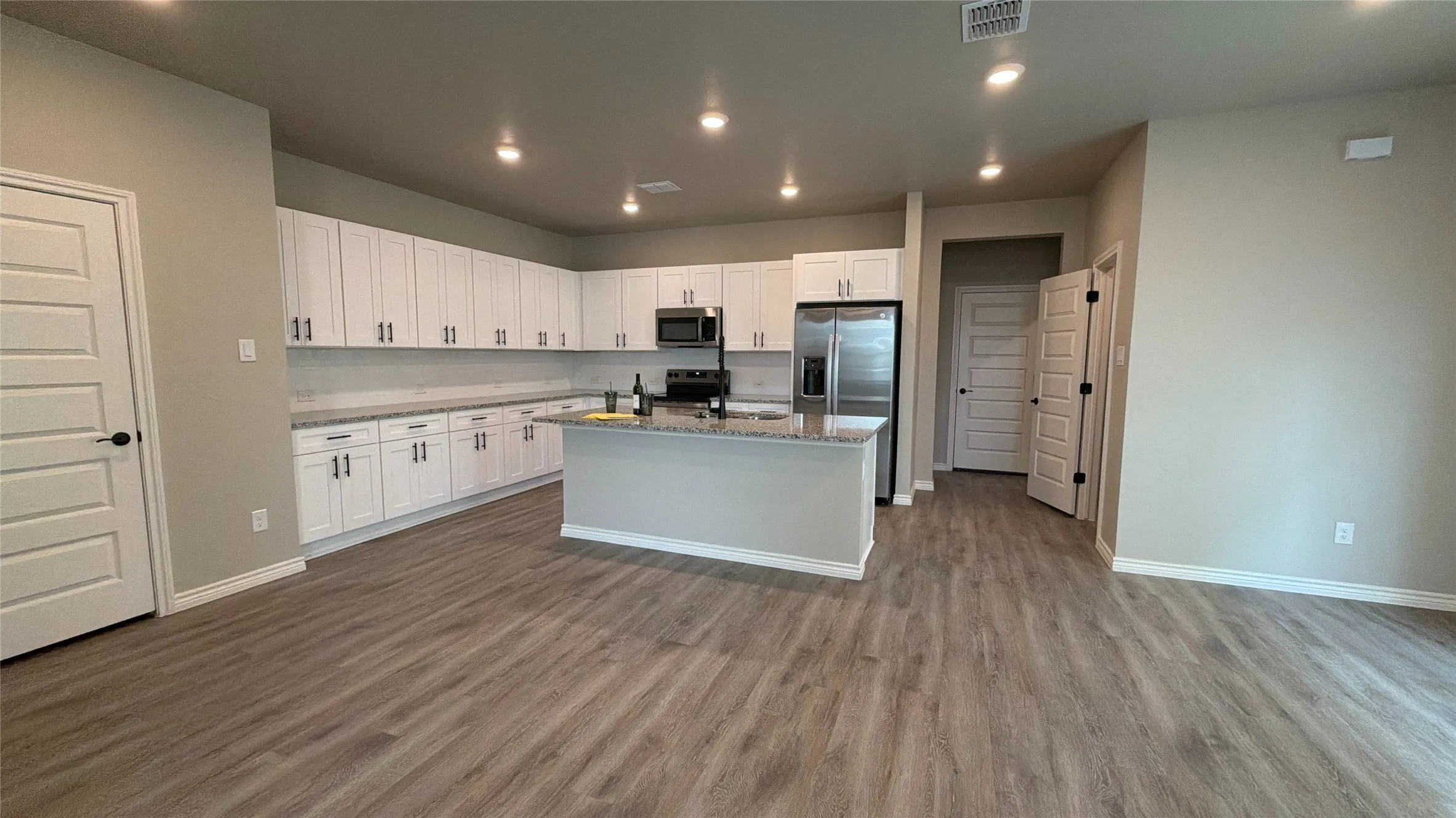 Single Family Residence For Rent in Denton County , 1929 Woodlawn Way 98, Argyle, Texas 76226, 3 Bedroom, 3 Bathroom, 2 Garage spaces, 1,844 Sqft, built in 2023, mls#21378986, Real Estate Agent in Argyle, Homes For Rent in Denton county, Homes For Rent in Argyle, Realtor in Argyle Texas, Real Estate Brokerage Independent Realty Texas, Luminita Cordes Realtor