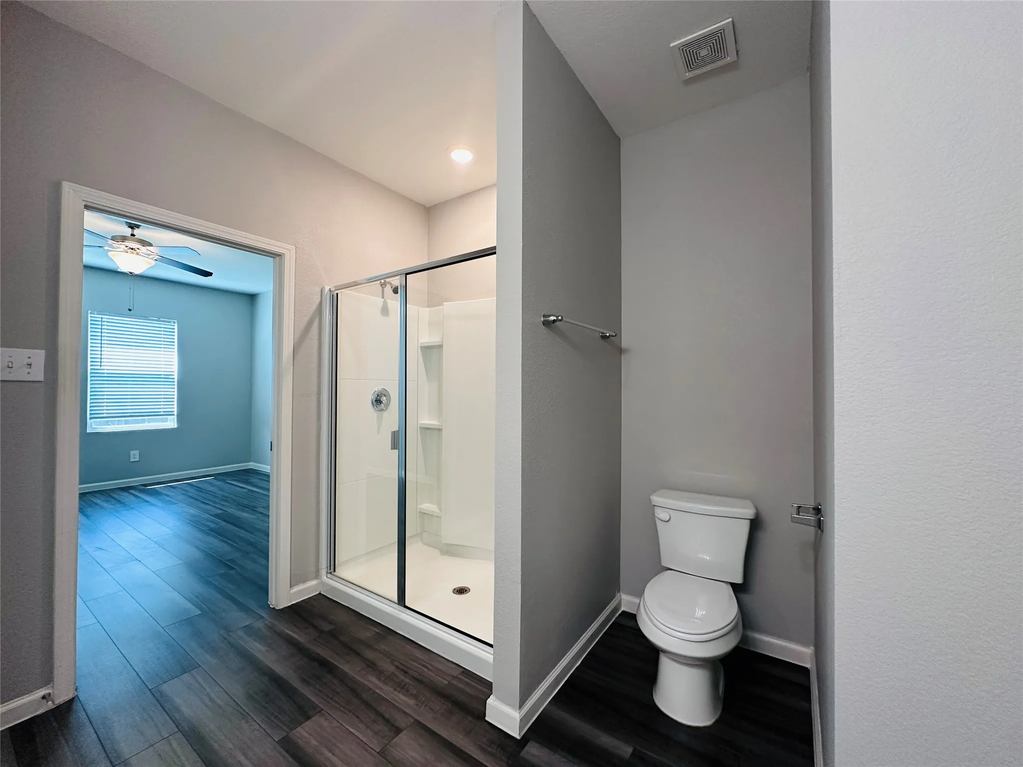 Single Family Residence For Sale in Tarrant County , 13341 Pine Dunes Drive, Fort Worth, Texas 76052, 4 Bedroom, 2 Bathroom, 2 Garage spaces, 1,776 Sqft, built in 2021, mls#21378941, Real Estate Agent in Fort Worth, Homes For Sale in Tarrant county, Homes For Sale in Fort Worth, Realtor in Fort Worth Texas, Real Estate Brokerage Independent Realty Texas, Luminita Cordes Realtor
