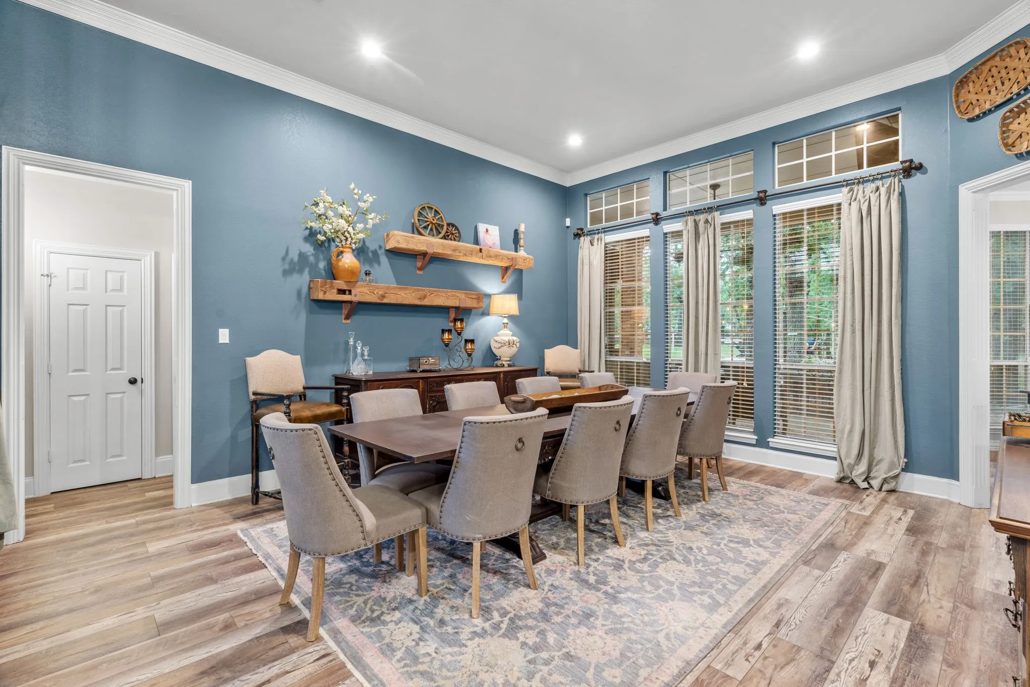 Single Family Residence For Sale in Denton County , 201 Morning Dove Court, Argyle, Texas 76226, 4 Bedroom, 3 Bathroom, 3 Garage spaces, 3,534 Sqft, built in 1991, mls#21378908, Real Estate Agent in Argyle, Homes For Sale in Denton county, Homes For Sale in Argyle, Realtor in Argyle Texas, Real Estate Brokerage Independent Realty Texas, Luminita Cordes Realtor