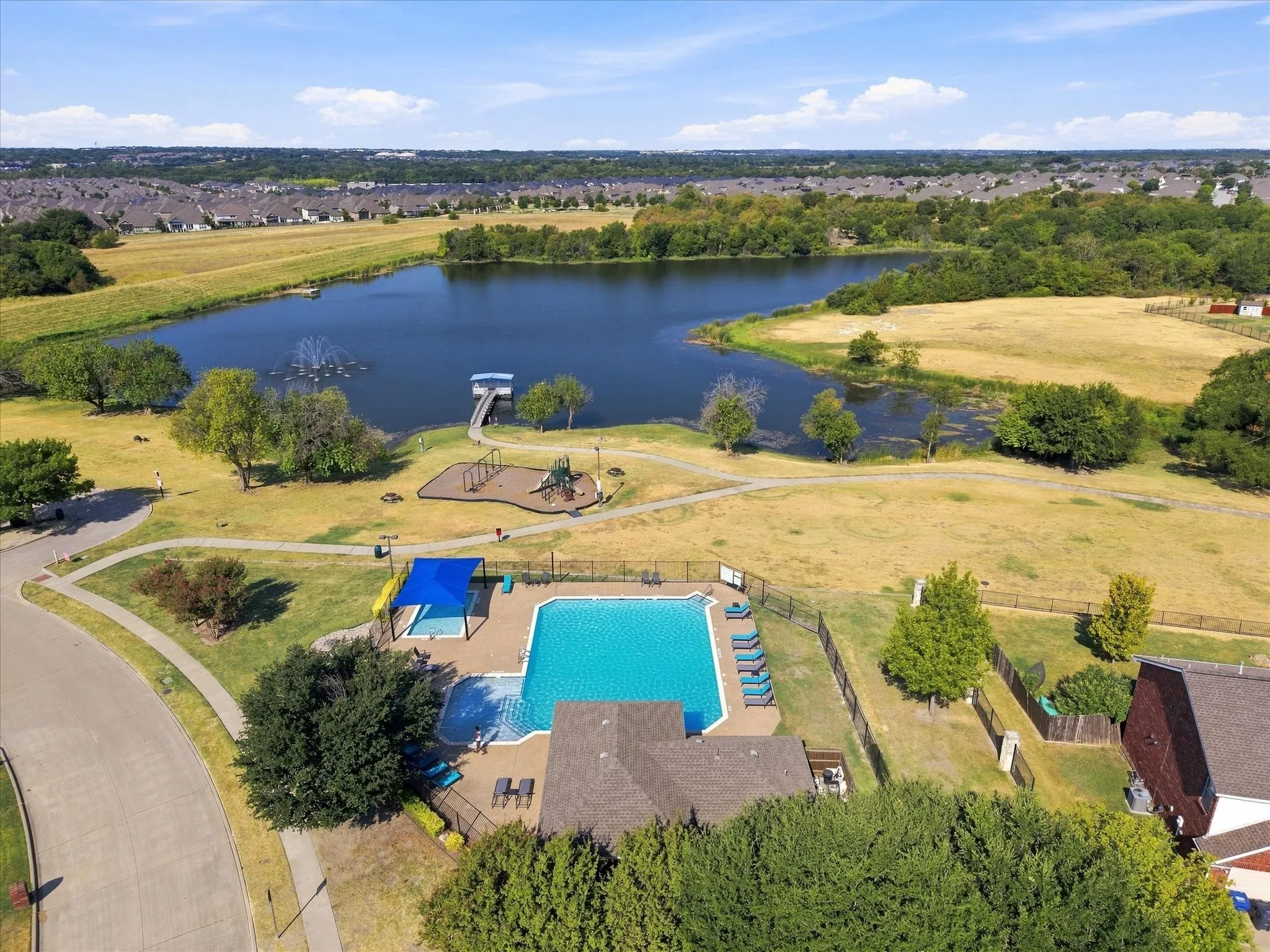 Community pool, lake, amentities
