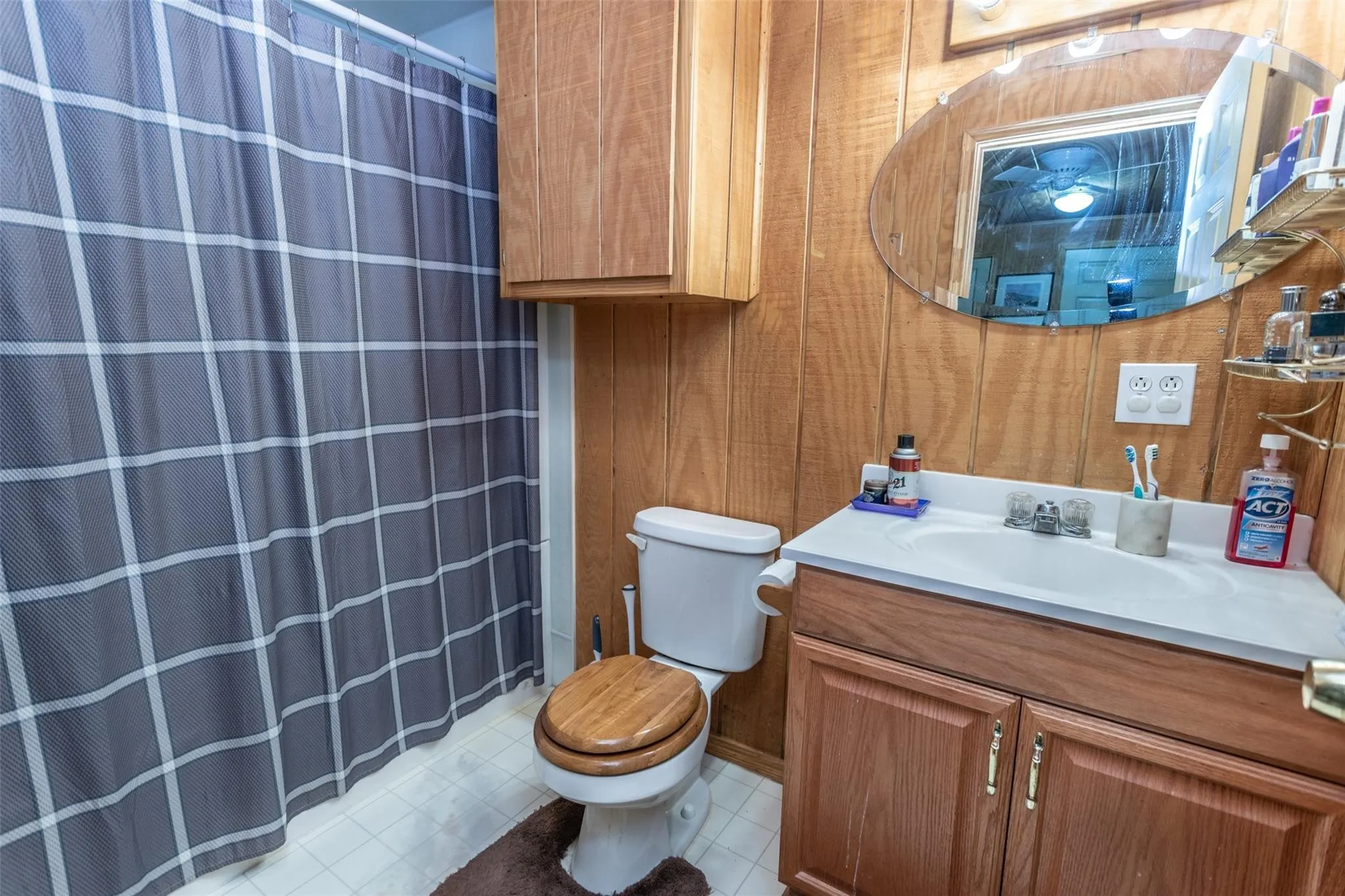 Single Family Residence For Sale in Cooke County , 1078 R&R Lane, Muenster, Texas 76252, 3 Bedroom, 3 Bathroom, Garage spaces, 1,600 Sqft, built in 2002, mls#21378991, Real Estate Agent in Muenster, Homes For Sale in Cooke county, Homes For Sale in Muenster, Realtor in Muenster Texas, Real Estate Brokerage Independent Realty Texas, Luminita Cordes Realtor