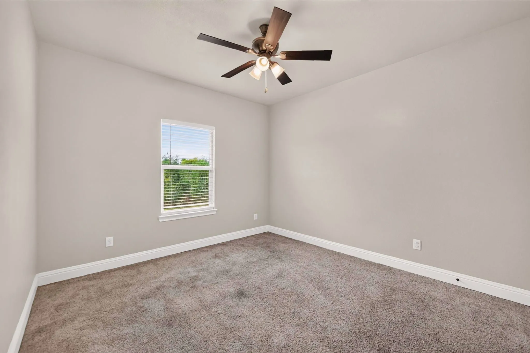 Single Family Residence For Rent in Hunt County , 4607 Spencer Street, Greenville, Texas 75401, 3 Bedroom, 2 Bathroom, 1 Garage spaces, 1,357 Sqft, built in 2023, mls#21378957, Real Estate Agent in Greenville, Homes For Rent in Hunt county, Homes For Rent in Greenville, Realtor in Greenville Texas, Real Estate Brokerage Independent Realty Texas, Luminita Cordes Realtor