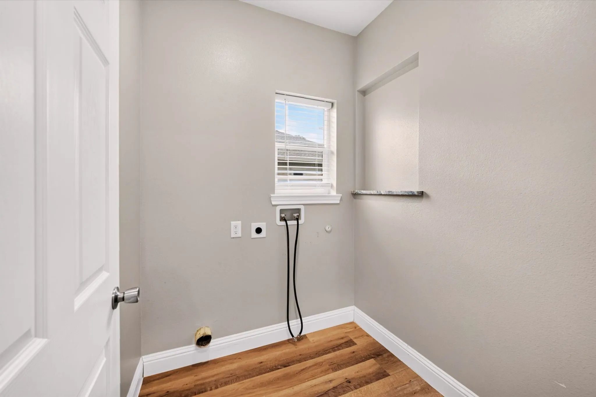Single Family Residence For Rent in Hunt County , 4607 Spencer Street, Greenville, Texas 75401, 3 Bedroom, 2 Bathroom, 1 Garage spaces, 1,357 Sqft, built in 2023, mls#21378957, Real Estate Agent in Greenville, Homes For Rent in Hunt county, Homes For Rent in Greenville, Realtor in Greenville Texas, Real Estate Brokerage Independent Realty Texas, Luminita Cordes Realtor