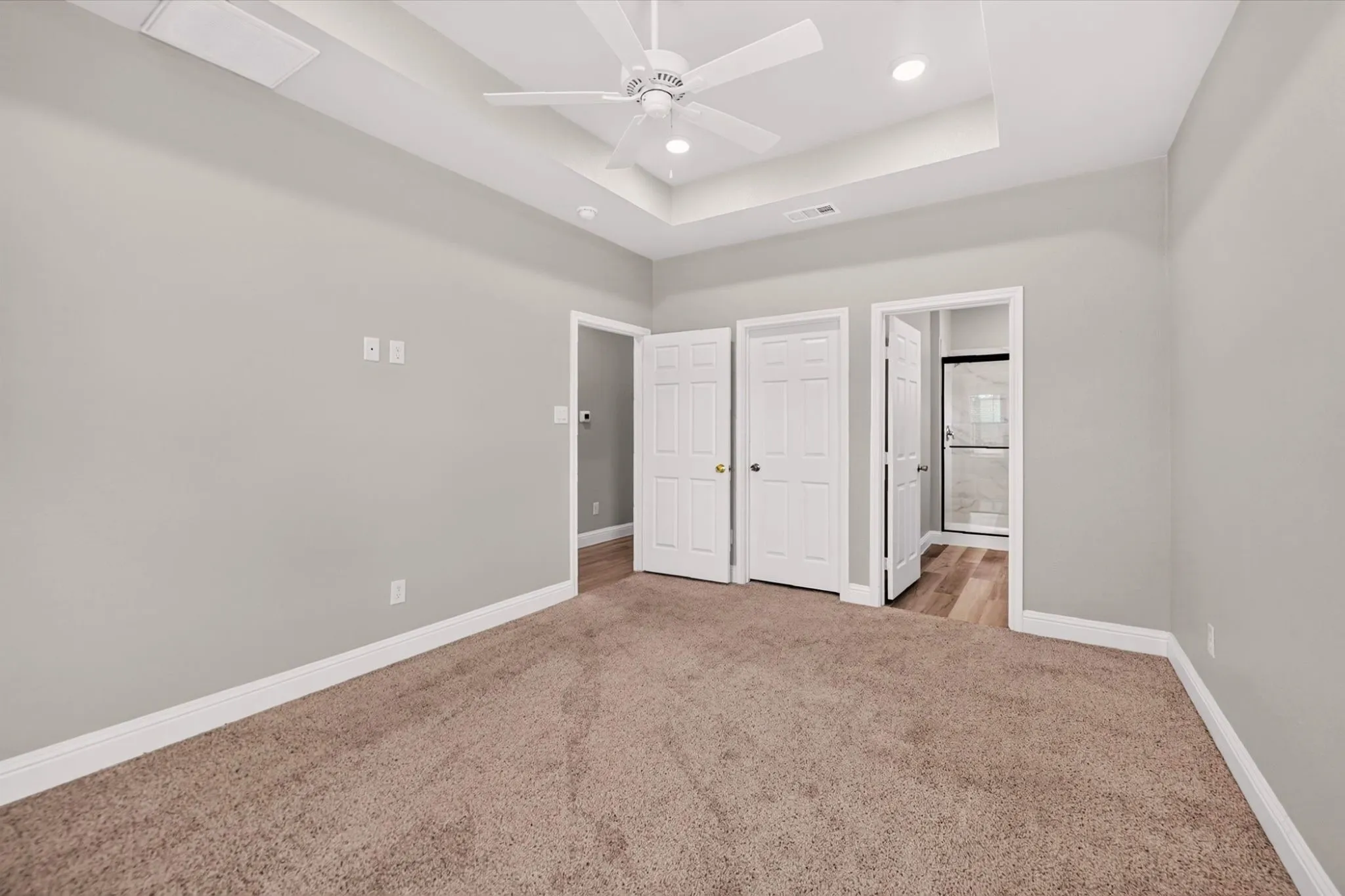 Single Family Residence For Rent in Hunt County , 4607 Spencer Street, Greenville, Texas 75401, 3 Bedroom, 2 Bathroom, 1 Garage spaces, 1,357 Sqft, built in 2023, mls#21378957, Real Estate Agent in Greenville, Homes For Rent in Hunt county, Homes For Rent in Greenville, Realtor in Greenville Texas, Real Estate Brokerage Independent Realty Texas, Luminita Cordes Realtor