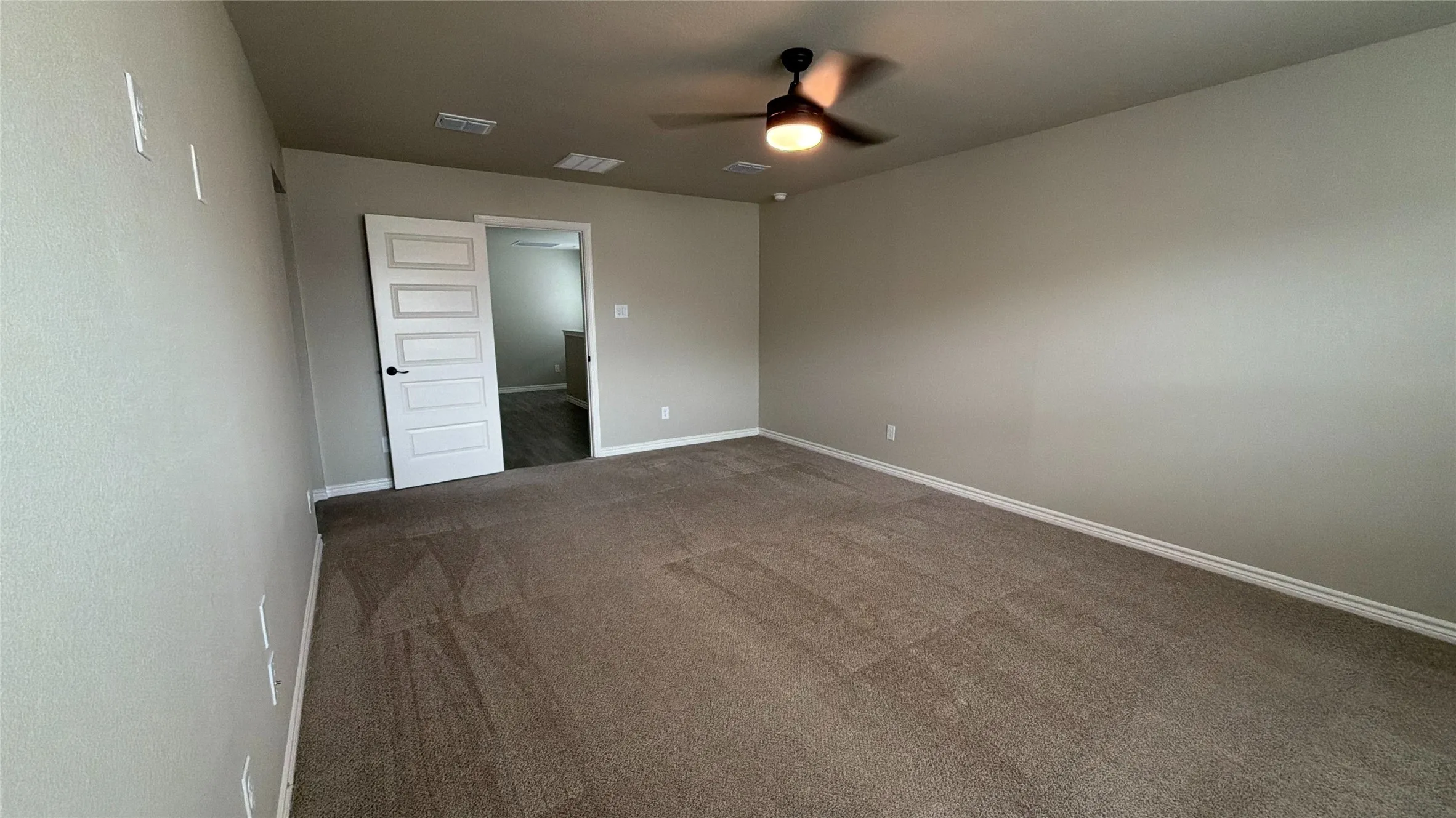 Single Family Residence For Rent in Denton County , 2029 Woodlawn Way 85, Argyle, Texas 76226, 3 Bedroom, 3 Bathroom, 2 Garage spaces, 2,062 Sqft, built in 2024, mls#21378995, Real Estate Agent in Argyle, Homes For Rent in Denton county, Homes For Rent in Argyle, Realtor in Argyle Texas, Real Estate Brokerage Independent Realty Texas, Luminita Cordes Realtor