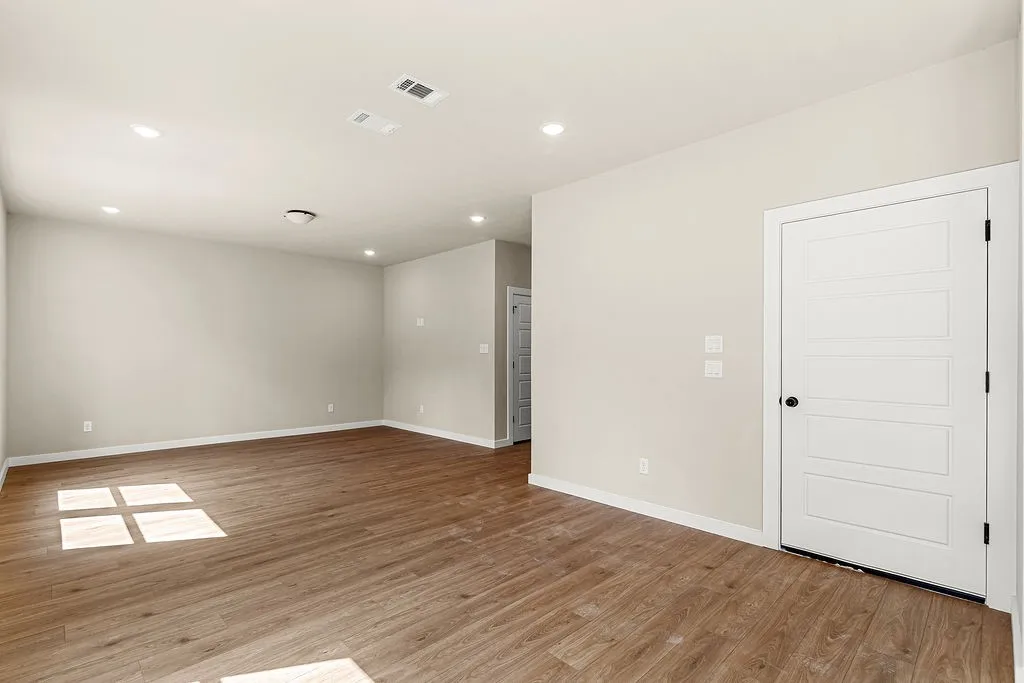 Single Family Residence For Sale in Tarrant County , 620 Alameda Road, Azle, Texas 76020, 4 Bedroom, 3 Bathroom, 2 Garage spaces, 1,845 Sqft, built in 2026, mls#21378997, Real Estate Agent in Azle, Homes For Sale in Tarrant county, Homes For Sale in Azle, Realtor in Azle Texas, Real Estate Brokerage Independent Realty Texas, Luminita Cordes Realtor