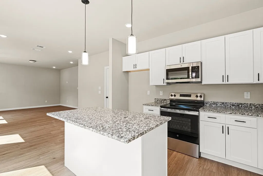 Single Family Residence For Sale in Tarrant County , 620 Alameda Road, Azle, Texas 76020, 4 Bedroom, 3 Bathroom, 2 Garage spaces, 1,845 Sqft, built in 2026, mls#21378997, Real Estate Agent in Azle, Homes For Sale in Tarrant county, Homes For Sale in Azle, Realtor in Azle Texas, Real Estate Brokerage Independent Realty Texas, Luminita Cordes Realtor