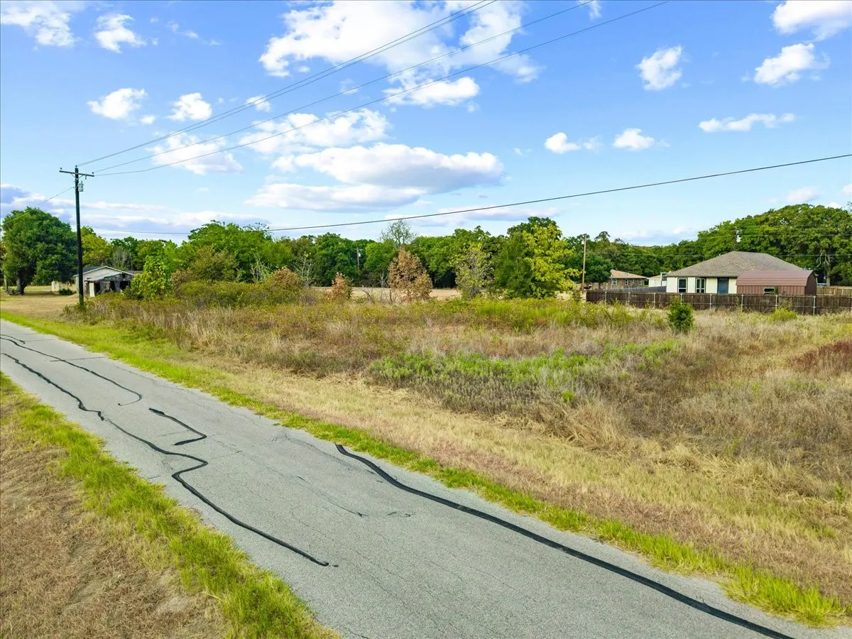 Unimproved Land For Sale in Henderson County , 1045 Midway Road, Tool, Texas 75143, 0, 0, Garage spaces, 0 Sqft, built in 0, mls#21376029, Real Estate Agent in Tool, Homes For Sale in Henderson county, Homes For Sale in Tool, Realtor in Tool Texas, Real Estate Brokerage Independent Realty Texas, Luminita Cordes Realtor