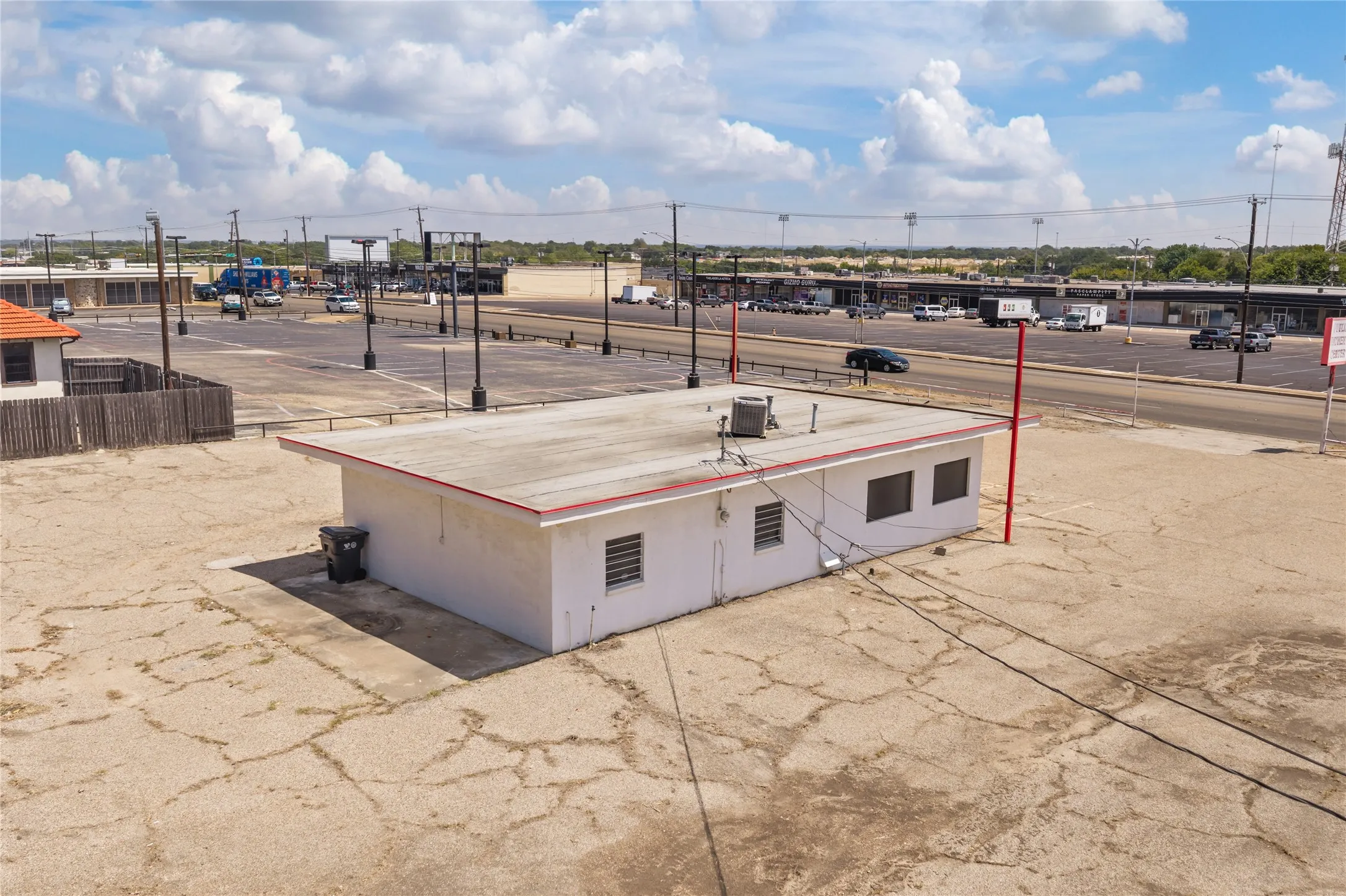 Business For Sale in Mc Lennan County , 3321 Franklin Avenue, Waco, Texas 76710, 0, 0, Garage spaces, 0 Sqft, built in 1973, mls#21377805, Real Estate Agent in Waco, Homes For Sale in Mc Lennan county, Homes For Sale in Waco, Realtor in Waco Texas, Real Estate Brokerage Independent Realty Texas, Luminita Cordes Realtor