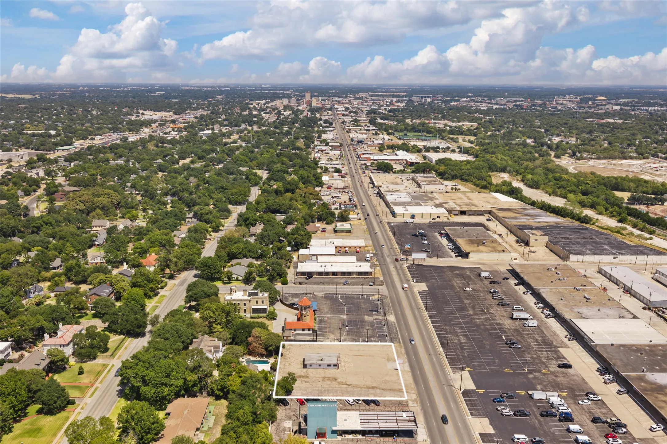 Business For Sale in Mc Lennan County , 3321 Franklin Avenue, Waco, Texas 76710, 0, 0, Garage spaces, 0 Sqft, built in 1973, mls#21377805, Real Estate Agent in Waco, Homes For Sale in Mc Lennan county, Homes For Sale in Waco, Realtor in Waco Texas, Real Estate Brokerage Independent Realty Texas, Luminita Cordes Realtor