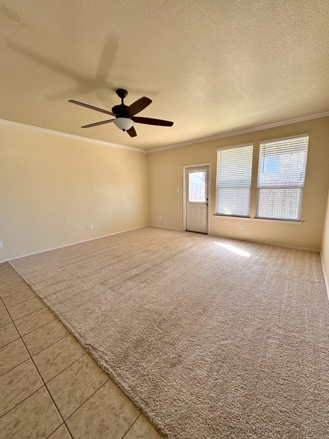 Single Family Residence For Rent in Tarrant County , 429 Mariscal Place, Fort Worth, Texas 76131, 3 Bedroom, 2 Bathroom, 2 Garage spaces, 1,977 Sqft, built in 2015, mls#21379001, Real Estate Agent in Fort Worth, Homes For Rent in Tarrant county, Homes For Rent in Fort Worth, Realtor in Fort Worth Texas, Real Estate Brokerage Independent Realty Texas, Luminita Cordes Realtor