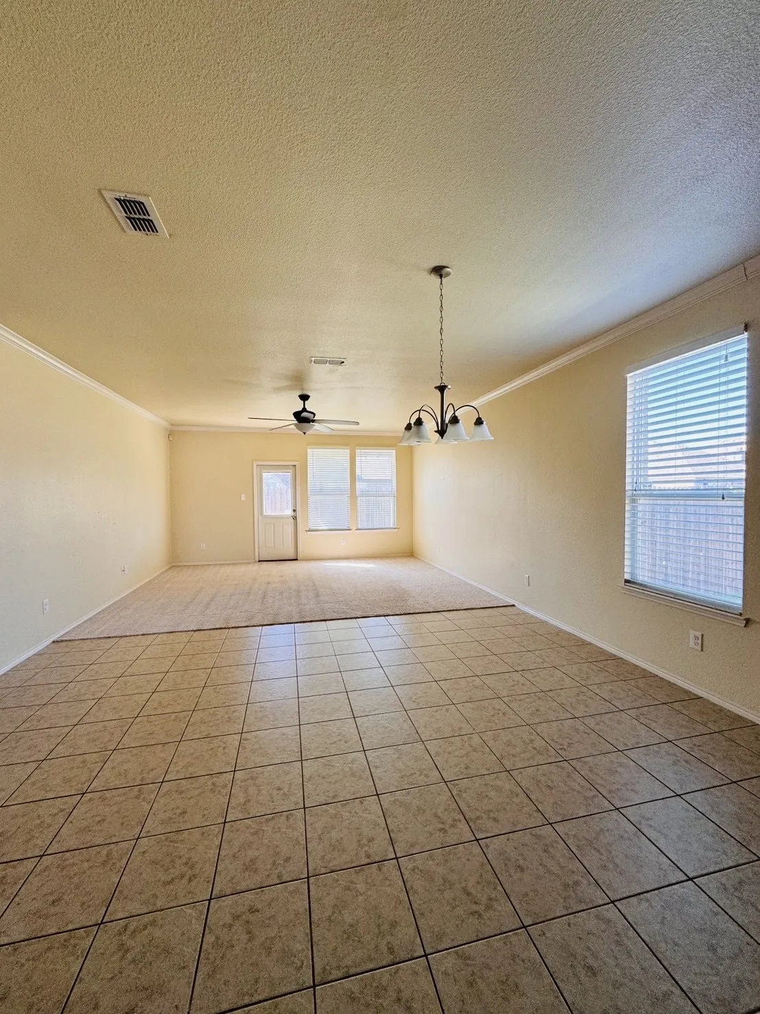 Single Family Residence For Rent in Tarrant County , 429 Mariscal Place, Fort Worth, Texas 76131, 3 Bedroom, 2 Bathroom, 2 Garage spaces, 1,977 Sqft, built in 2015, mls#21379001, Real Estate Agent in Fort Worth, Homes For Rent in Tarrant county, Homes For Rent in Fort Worth, Realtor in Fort Worth Texas, Real Estate Brokerage Independent Realty Texas, Luminita Cordes Realtor