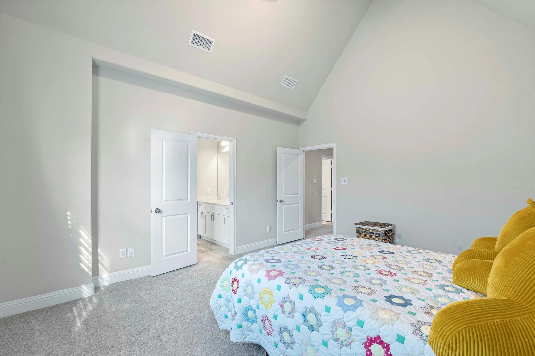 Townhouse For Sale in Denton County , 2228 Pinnacle Lane, Flower Mound, Texas 75028, 3 Bedroom, 3 Bathroom, 2 Garage spaces, 1,926 Sqft, built in 2018, mls#21376438, Real Estate Agent in Flower Mound, Homes For Sale in Denton county, Homes For Sale in Flower Mound, Realtor in Flower Mound Texas, Real Estate Brokerage Independent Realty Texas, Luminita Cordes Realtor