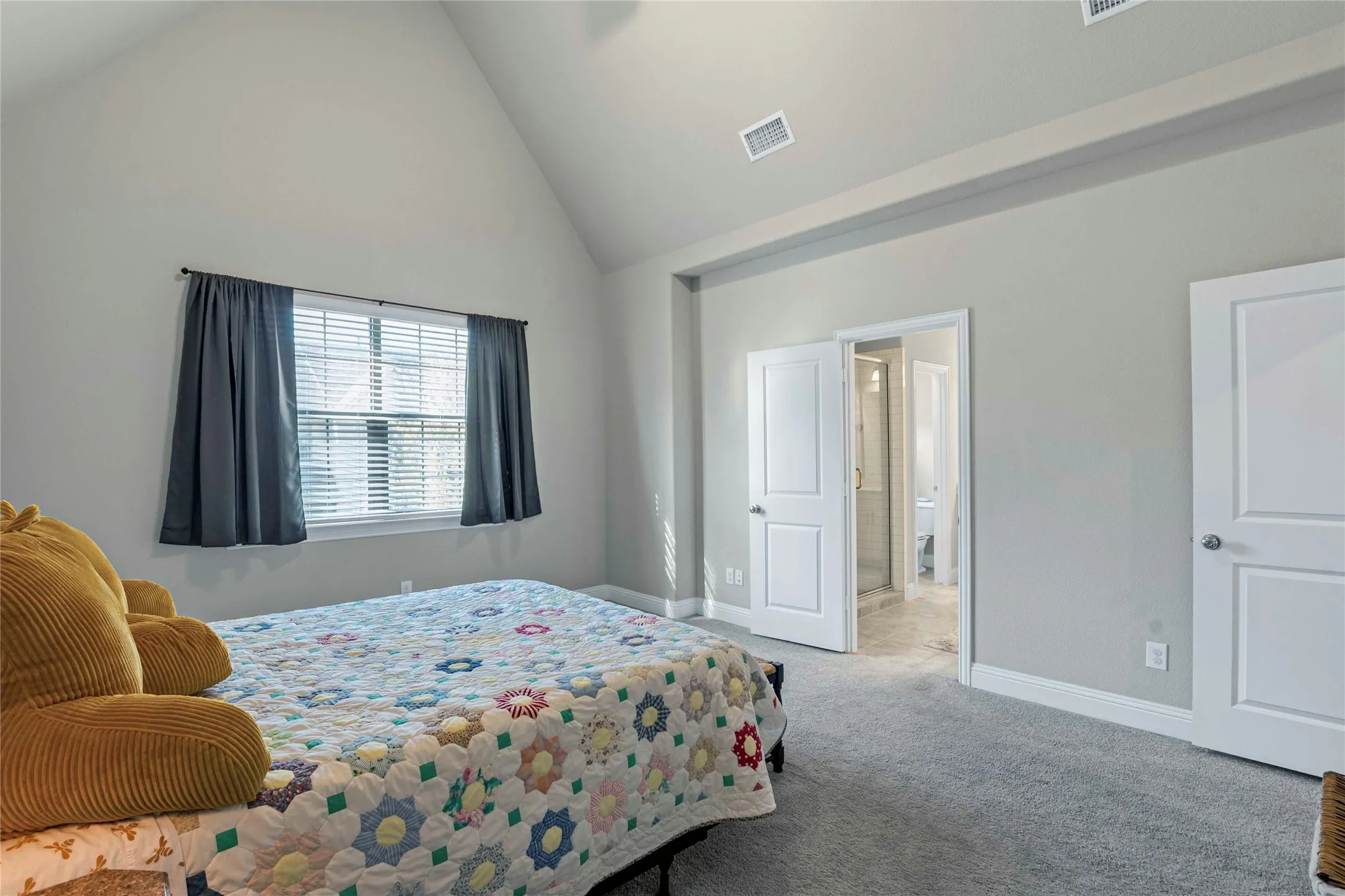 Townhouse For Sale in Denton County , 2228 Pinnacle Lane, Flower Mound, Texas 75028, 3 Bedroom, 3 Bathroom, 2 Garage spaces, 1,926 Sqft, built in 2018, mls#21376438, Real Estate Agent in Flower Mound, Homes For Sale in Denton county, Homes For Sale in Flower Mound, Realtor in Flower Mound Texas, Real Estate Brokerage Independent Realty Texas, Luminita Cordes Realtor