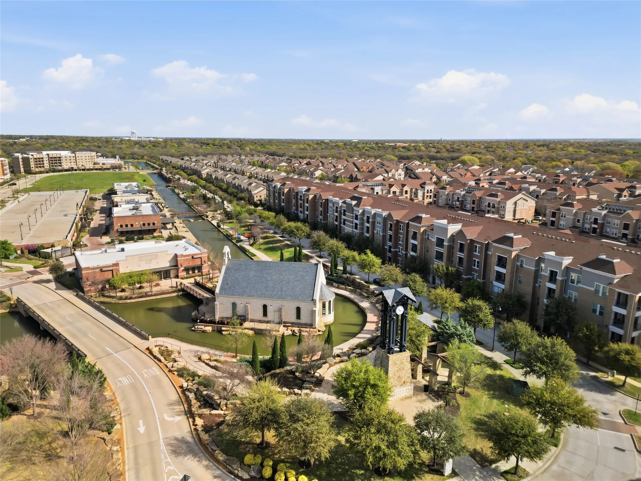 Townhouse For Sale in Denton County , 2228 Pinnacle Lane, Flower Mound, Texas 75028, 3 Bedroom, 3 Bathroom, 2 Garage spaces, 1,926 Sqft, built in 2018, mls#21376438, Real Estate Agent in Flower Mound, Homes For Sale in Denton county, Homes For Sale in Flower Mound, Realtor in Flower Mound Texas, Real Estate Brokerage Independent Realty Texas, Luminita Cordes Realtor