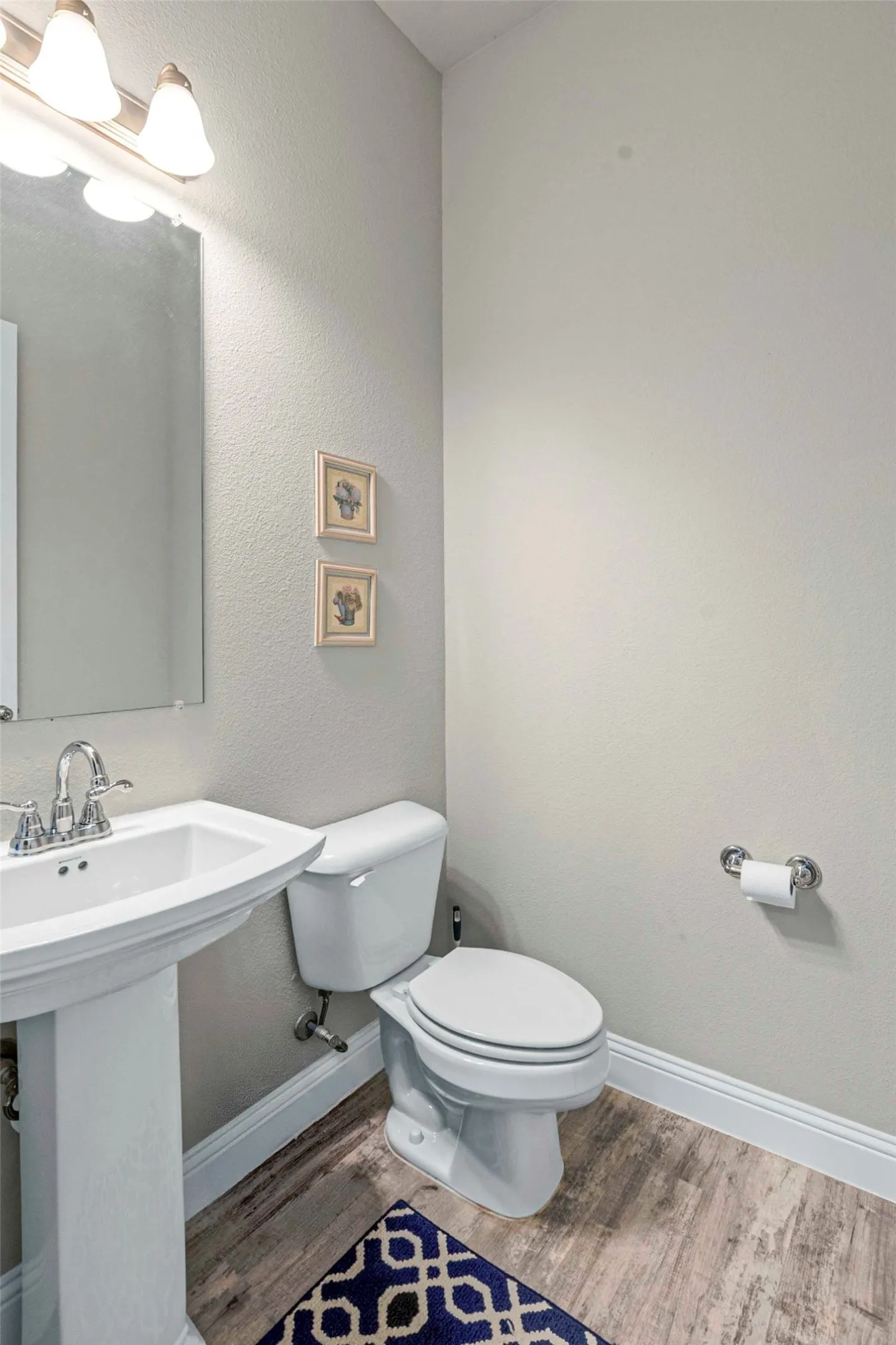 Townhouse For Sale in Denton County , 2228 Pinnacle Lane, Flower Mound, Texas 75028, 3 Bedroom, 3 Bathroom, 2 Garage spaces, 1,926 Sqft, built in 2018, mls#21376438, Real Estate Agent in Flower Mound, Homes For Sale in Denton county, Homes For Sale in Flower Mound, Realtor in Flower Mound Texas, Real Estate Brokerage Independent Realty Texas, Luminita Cordes Realtor
